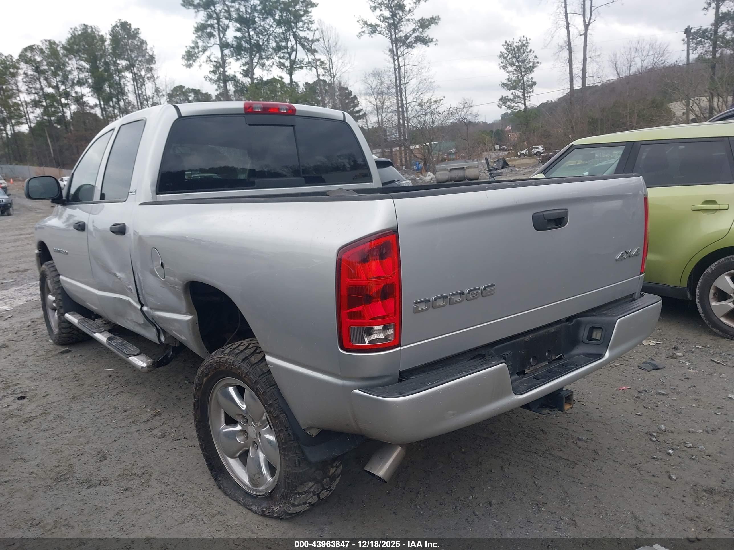 DODGE RAM image 3