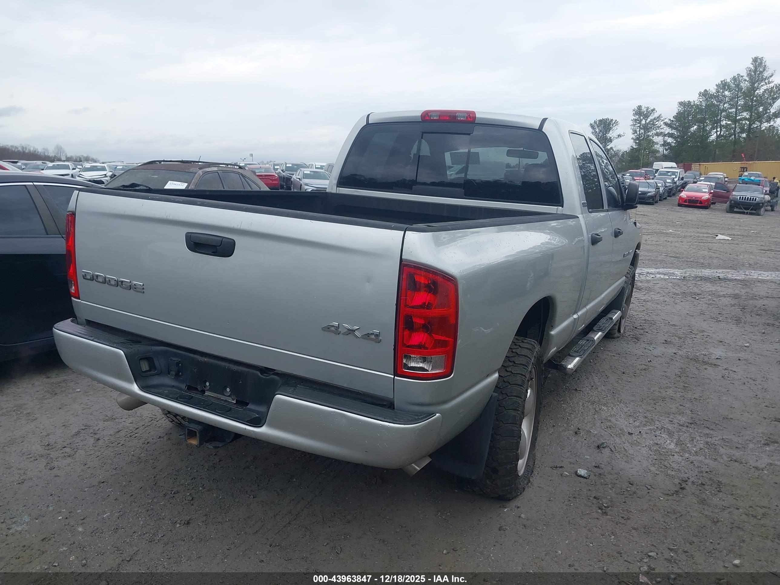 DODGE RAM image 4