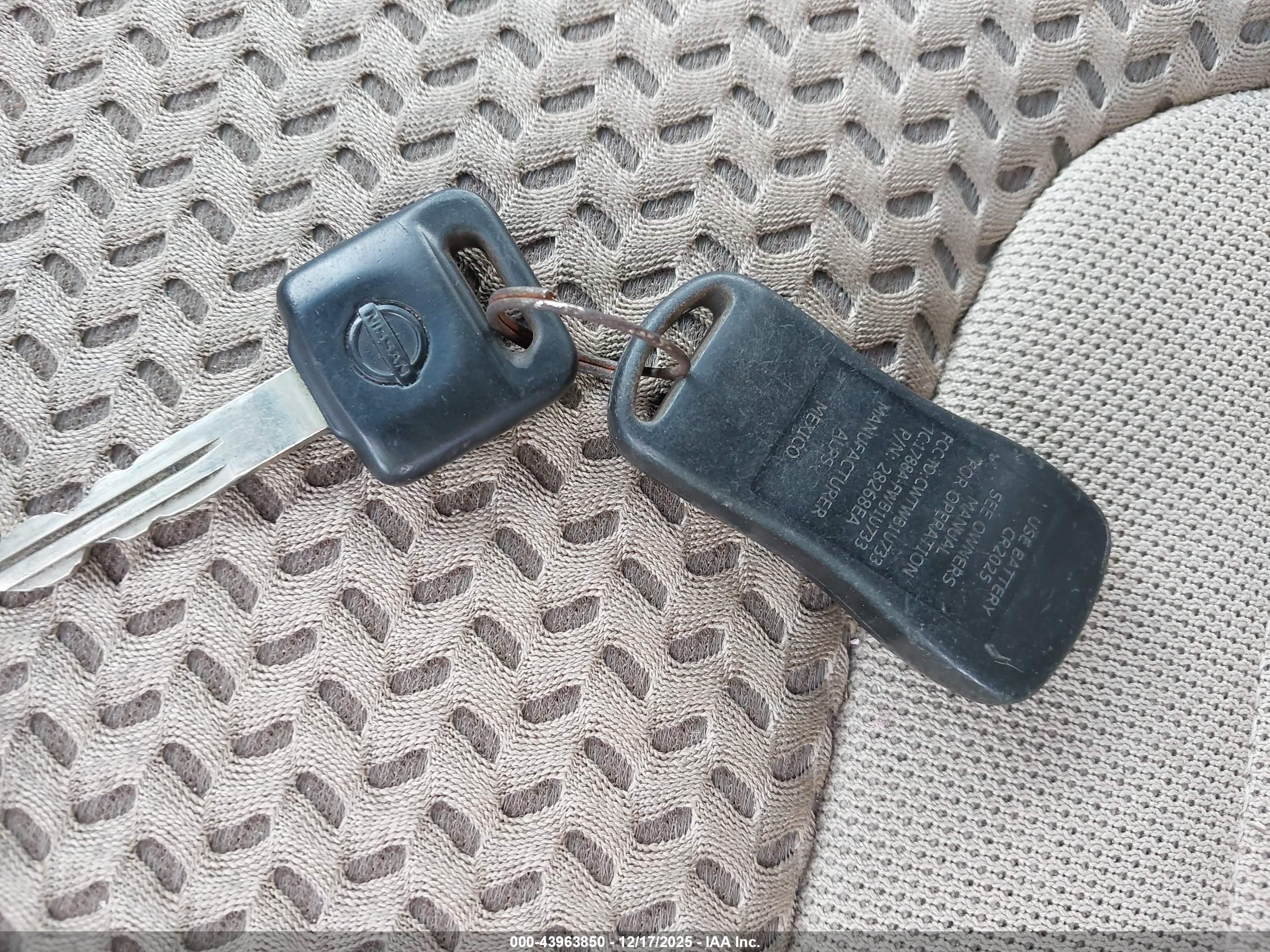 NISSAN FRONTIER image 11