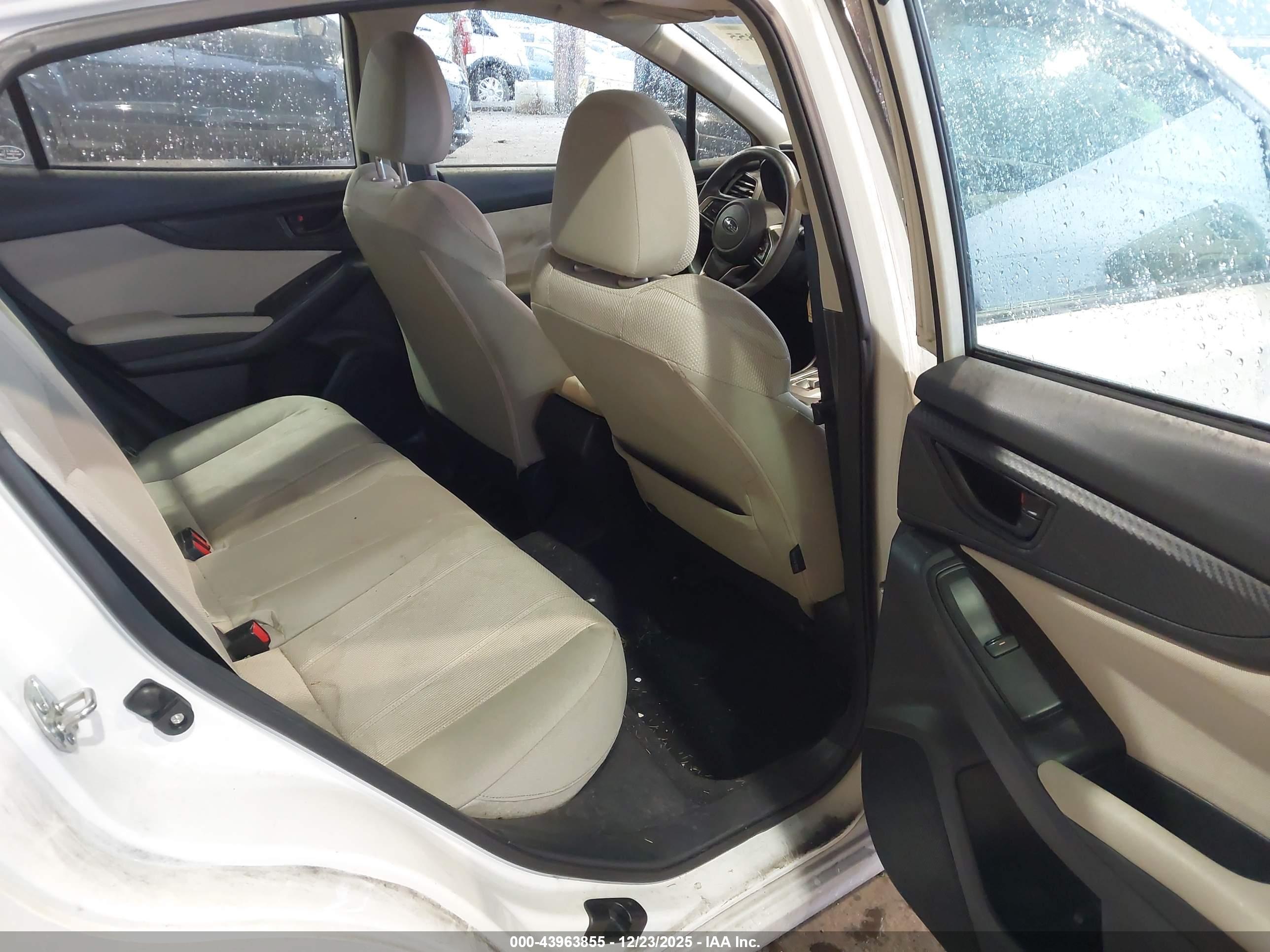 SUBARU IMPREZA image 8