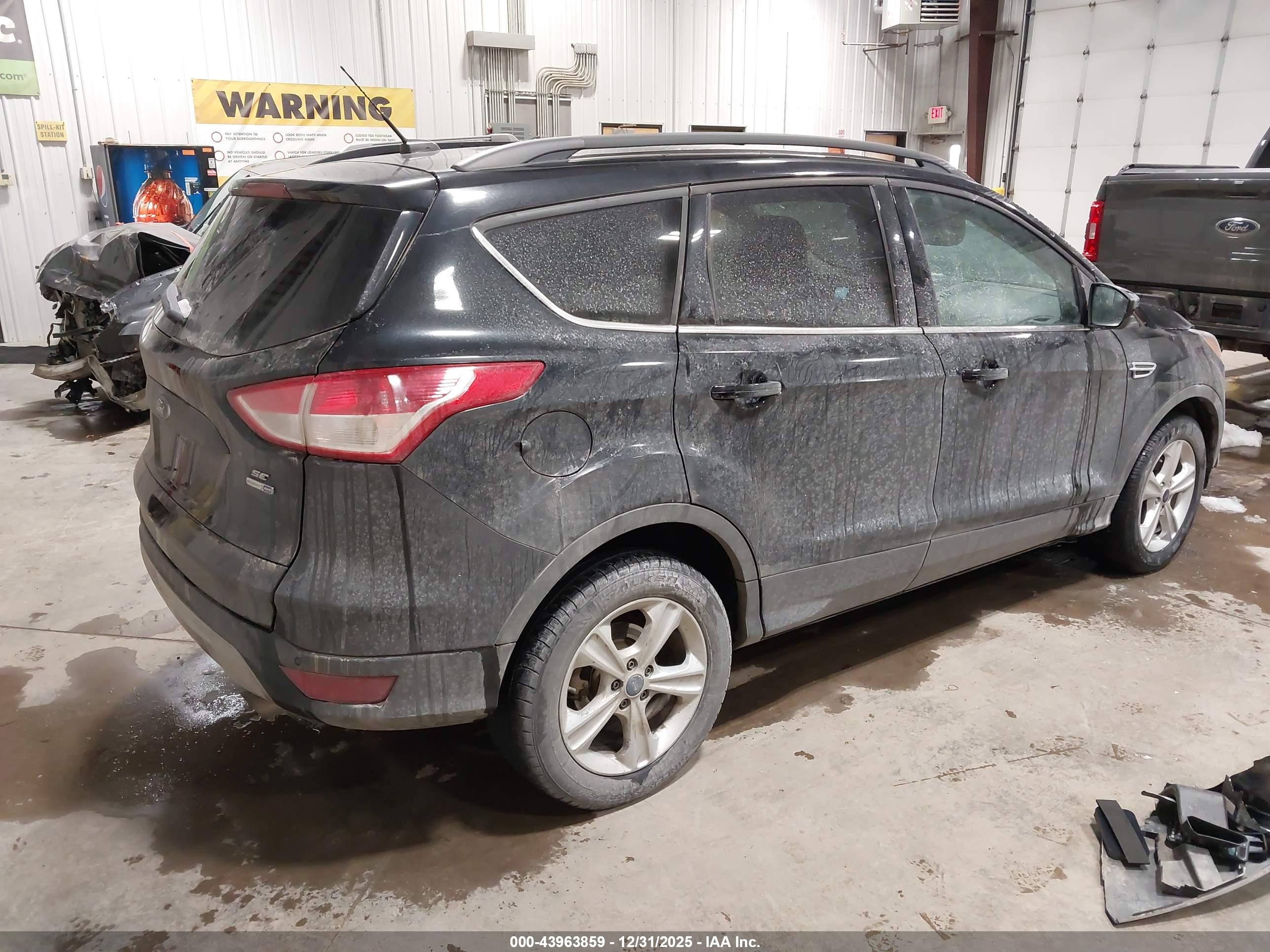 FORD ESCAPE image 4