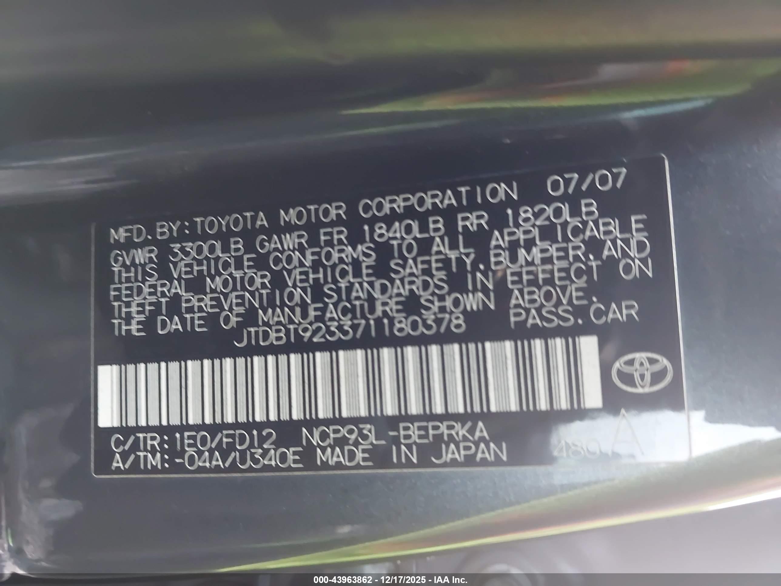 TOYOTA YARIS image 9