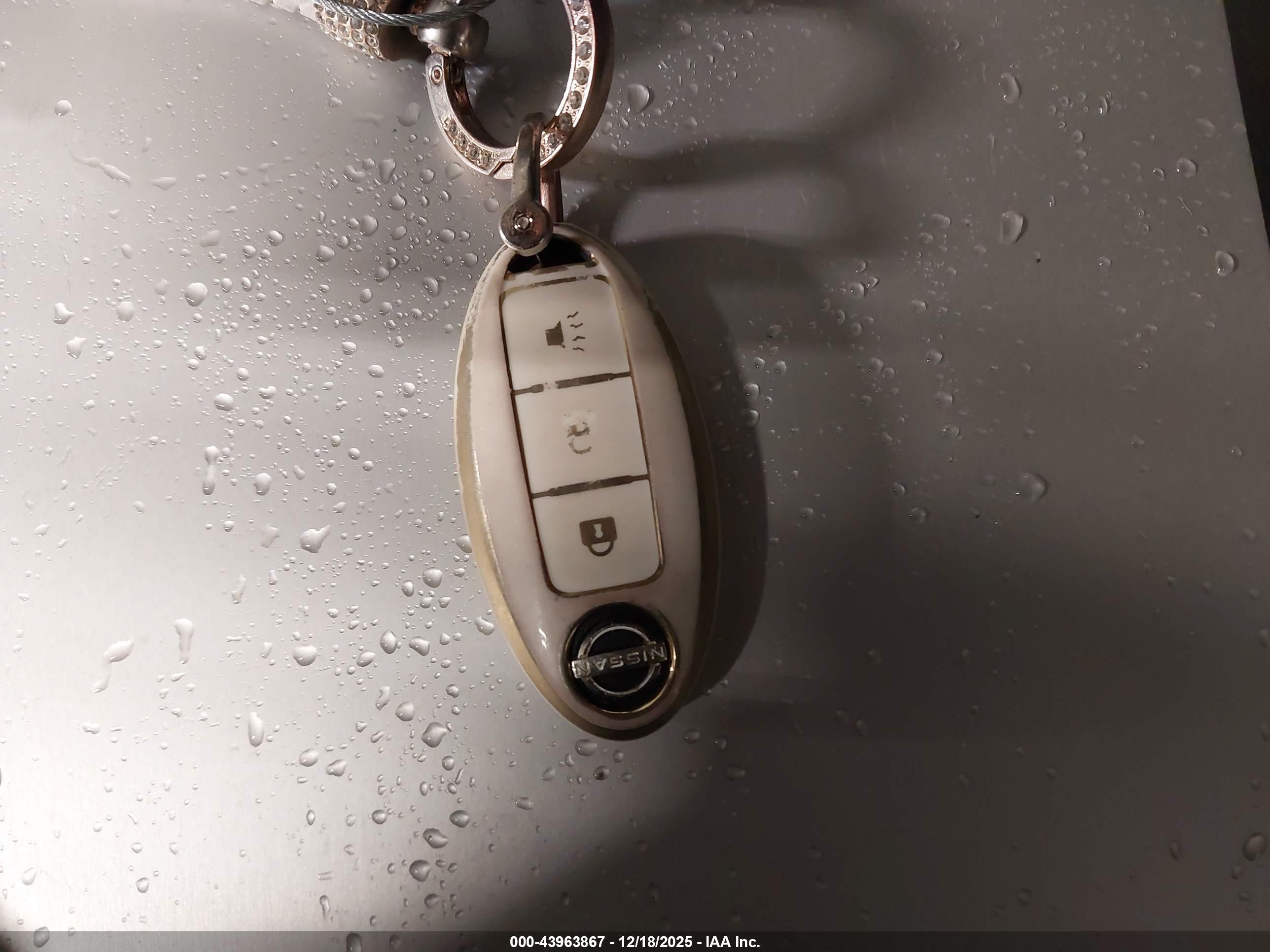 NISSAN KICKS image 11