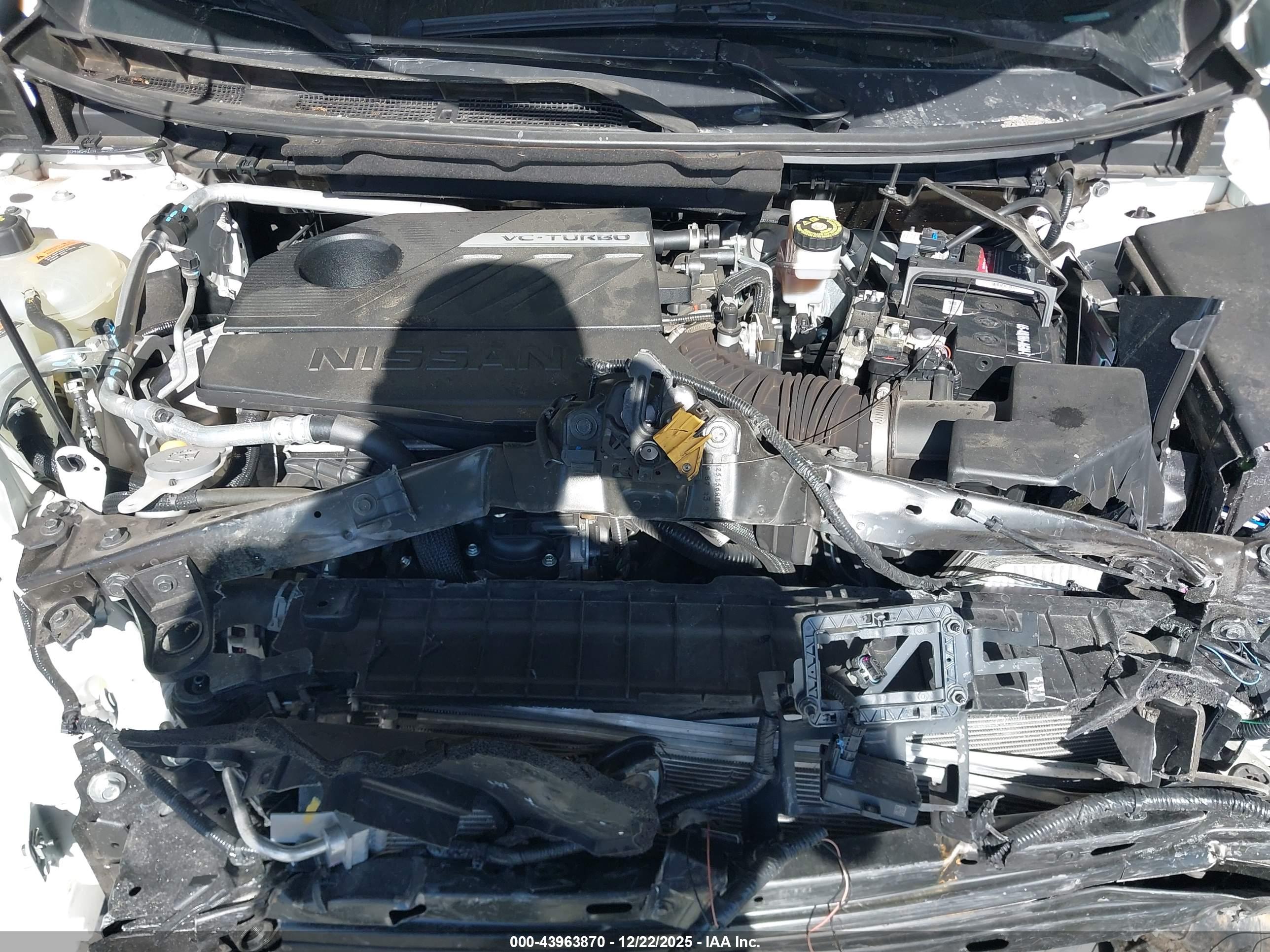 NISSAN ROGUE image 10