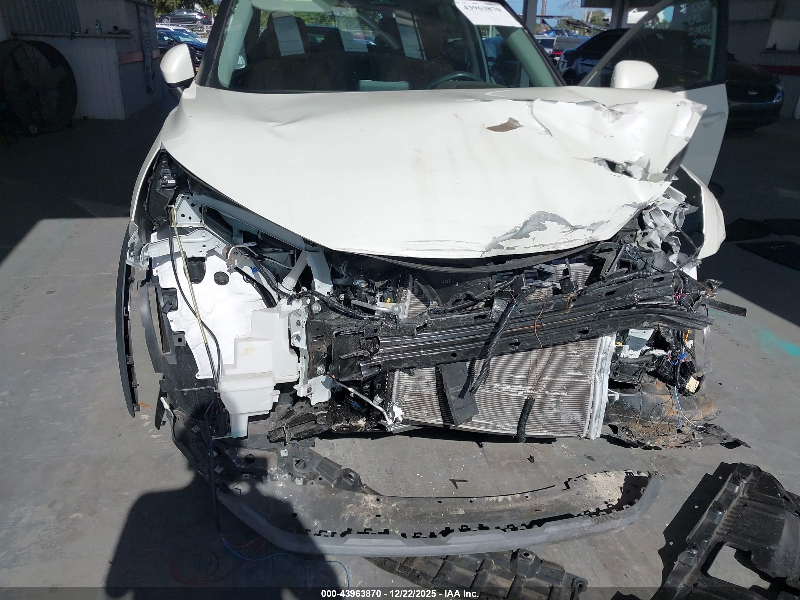 NISSAN ROGUE image 6
