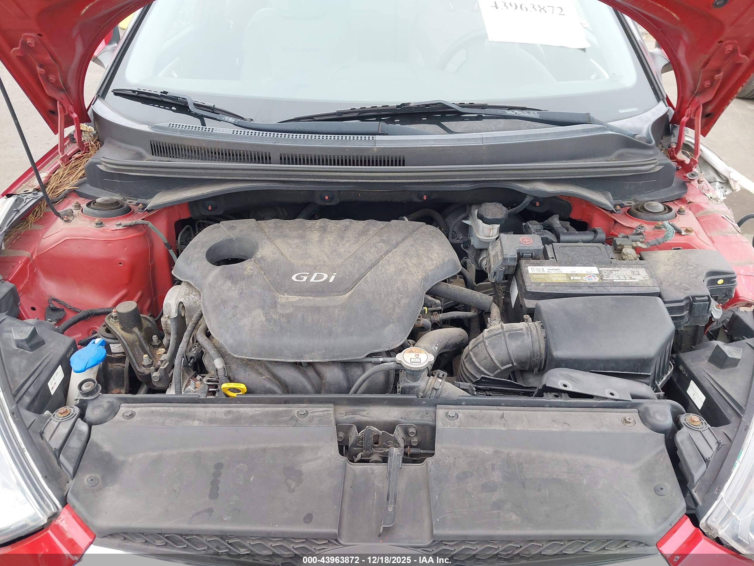 HYUNDAI VELOSTER image 10