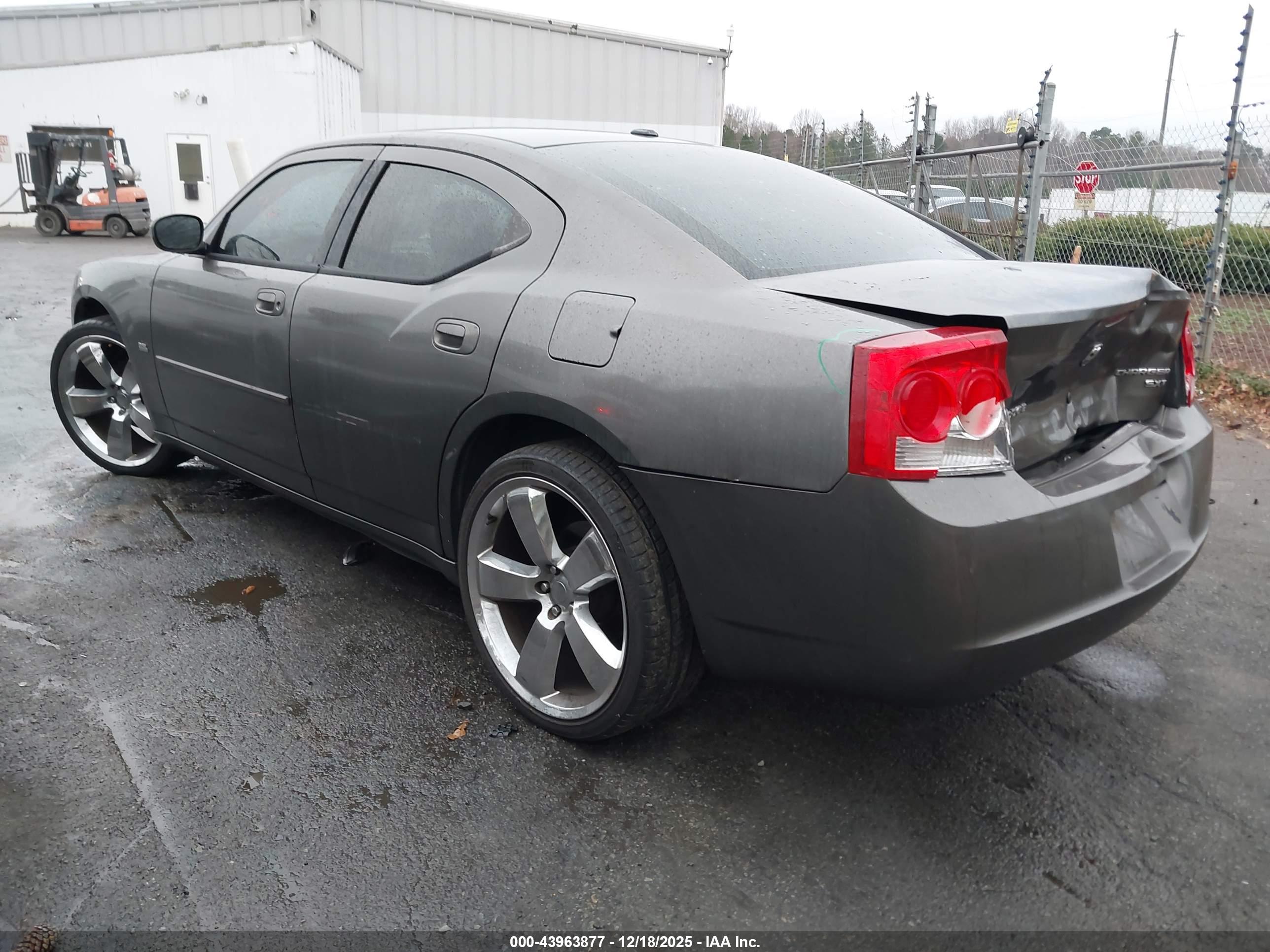 DODGE CHARGER image 3