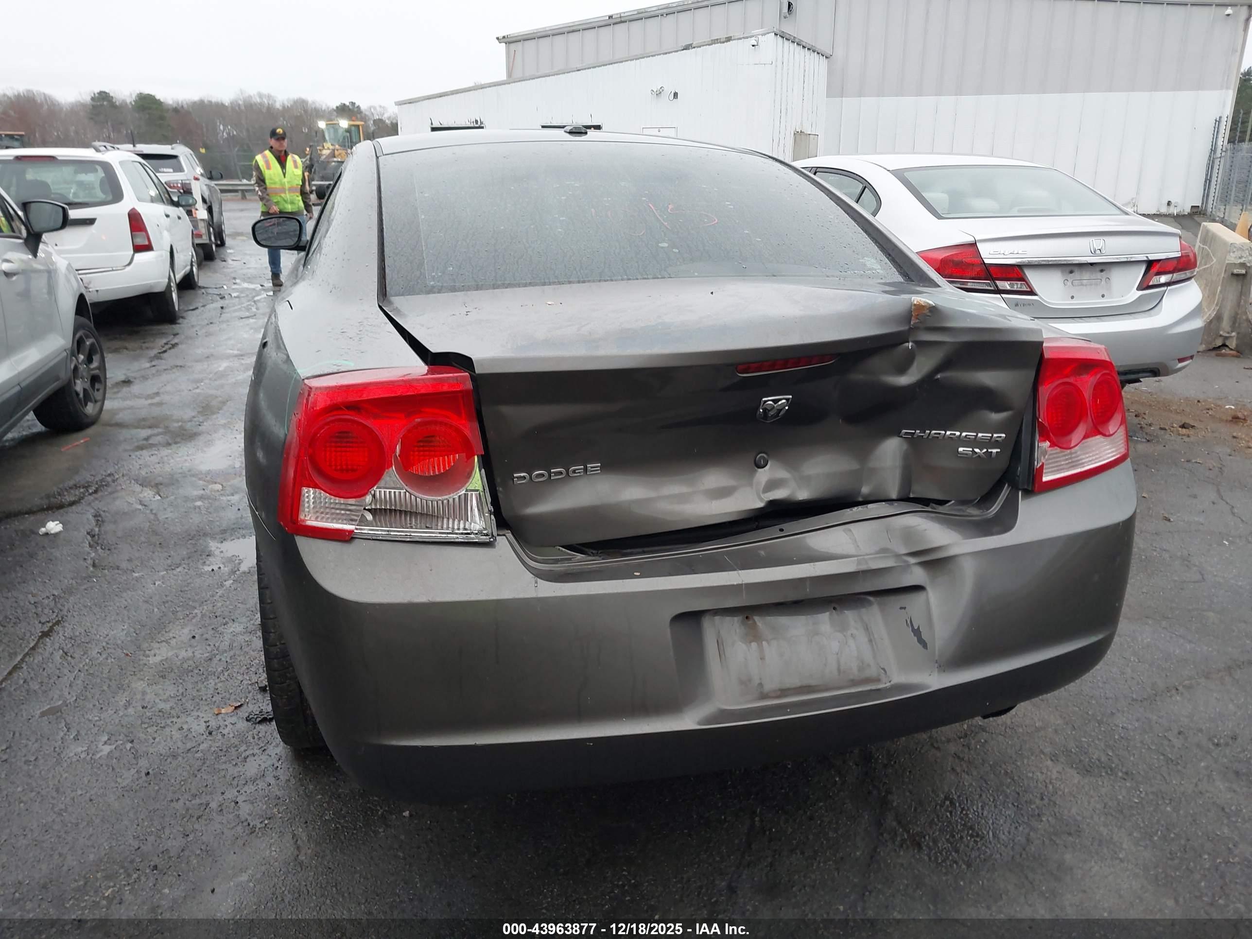 DODGE CHARGER image 6