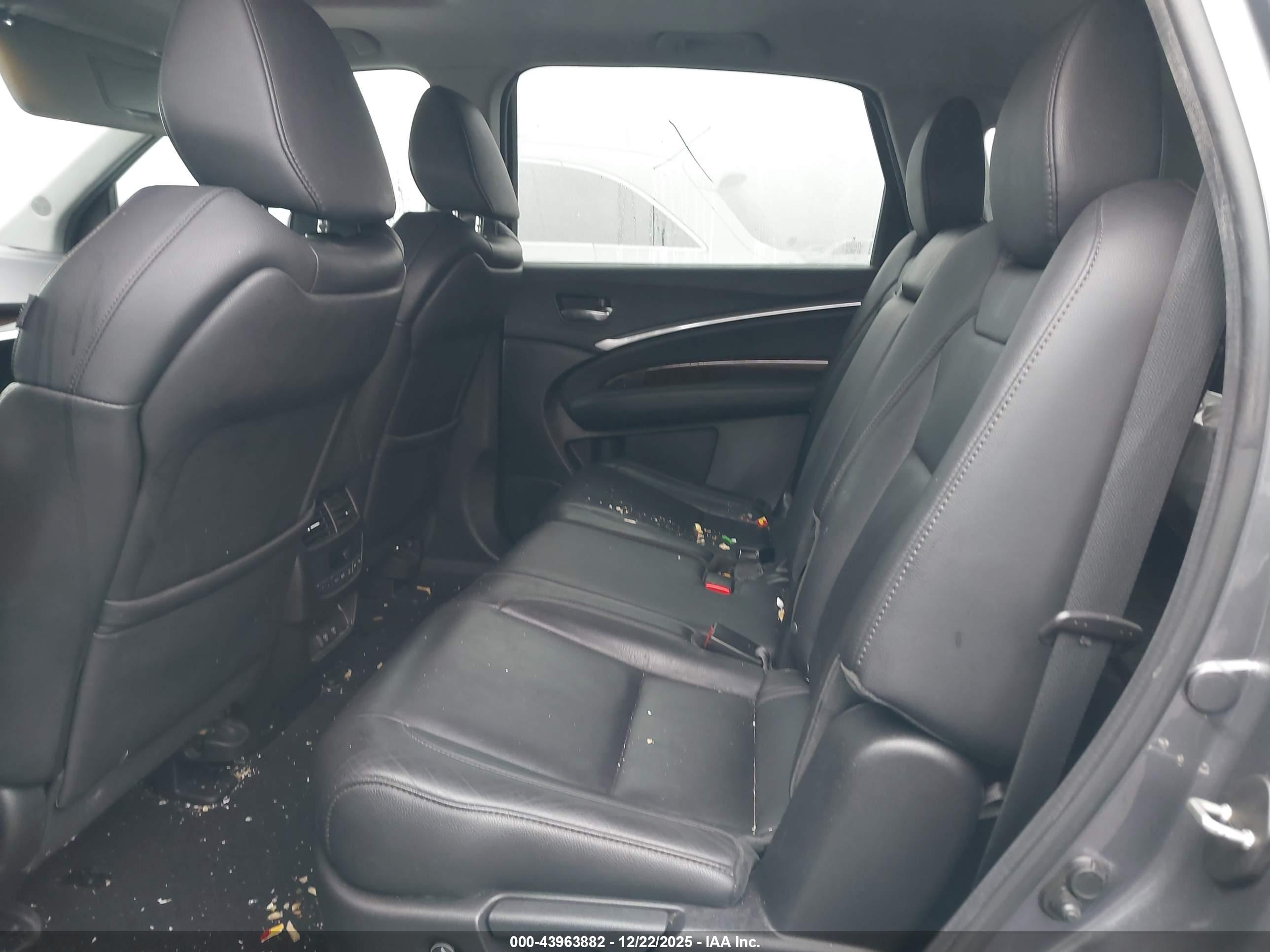 ACURA MDX image 8