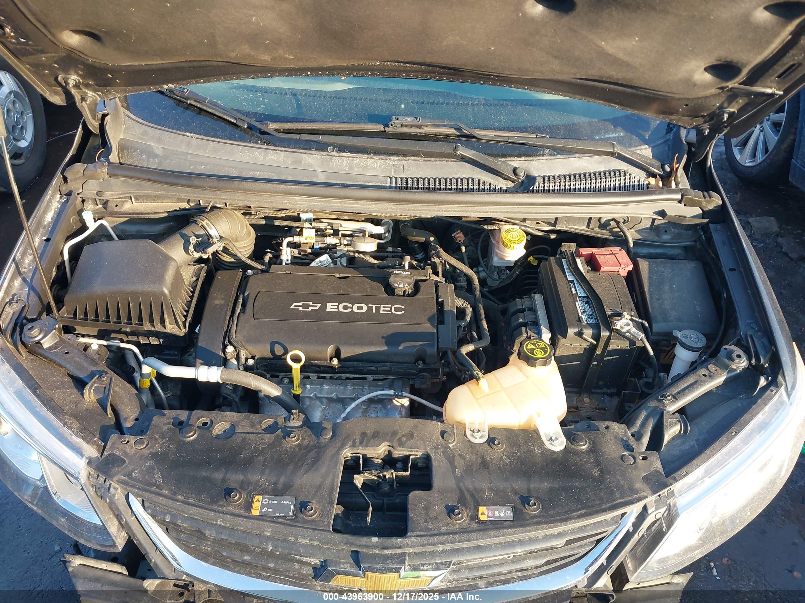 CHEVROLET SONIC image 10