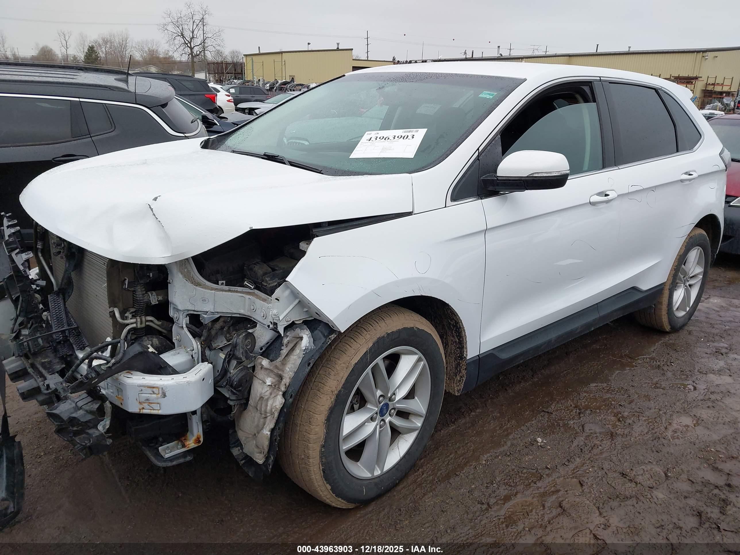 FORD EDGE image 2