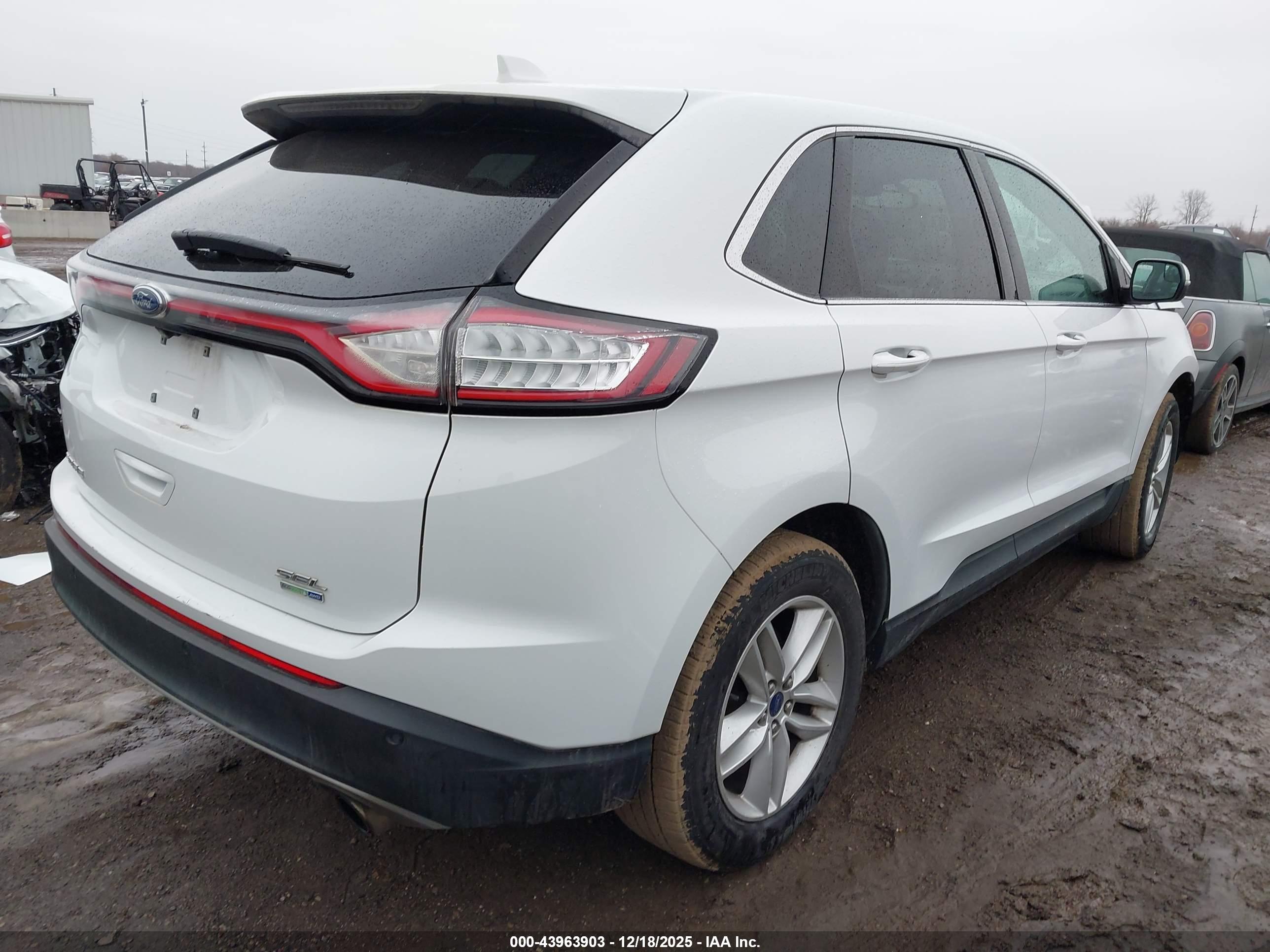FORD EDGE image 4