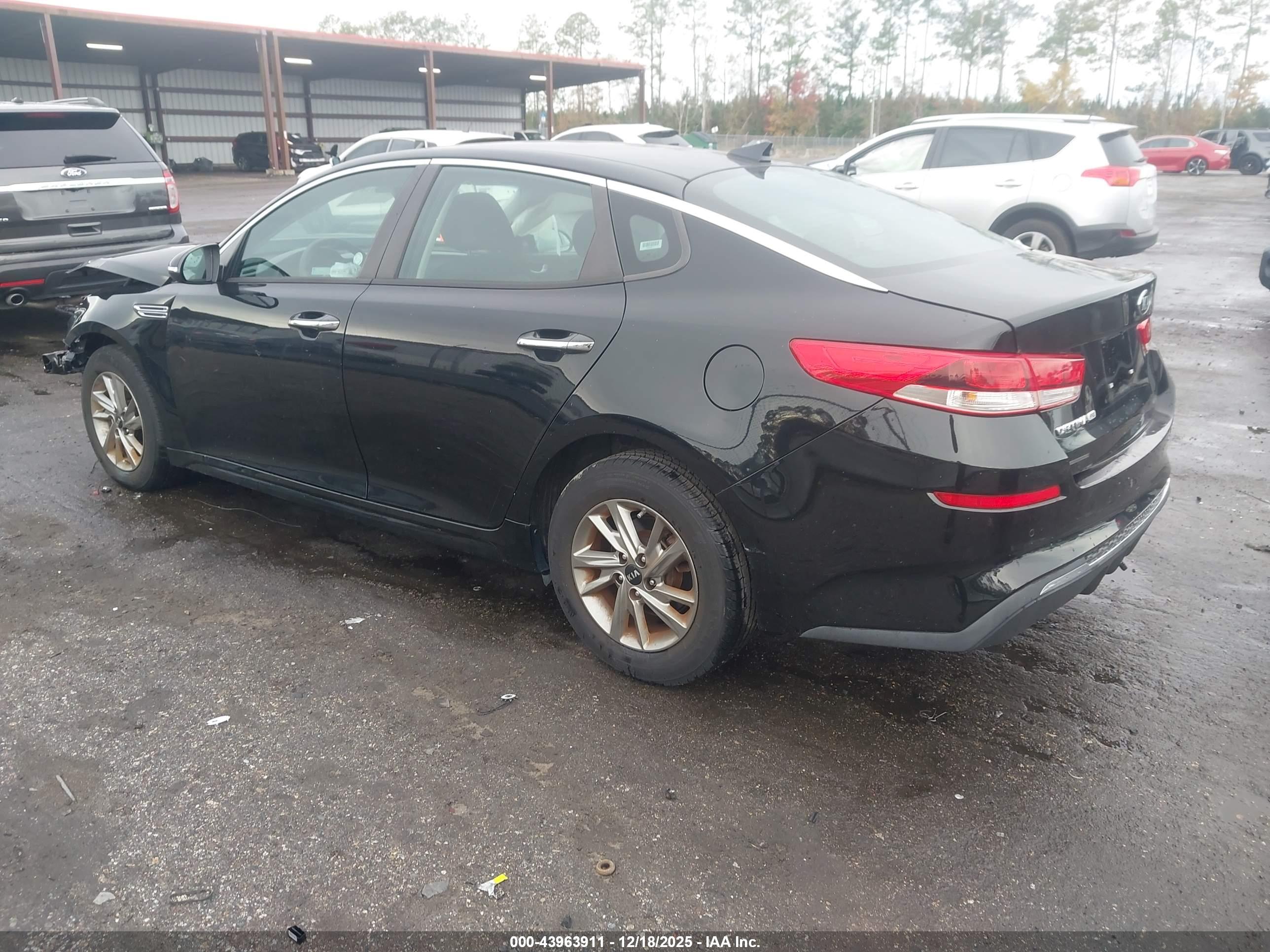 KIA OPTIMA image 3