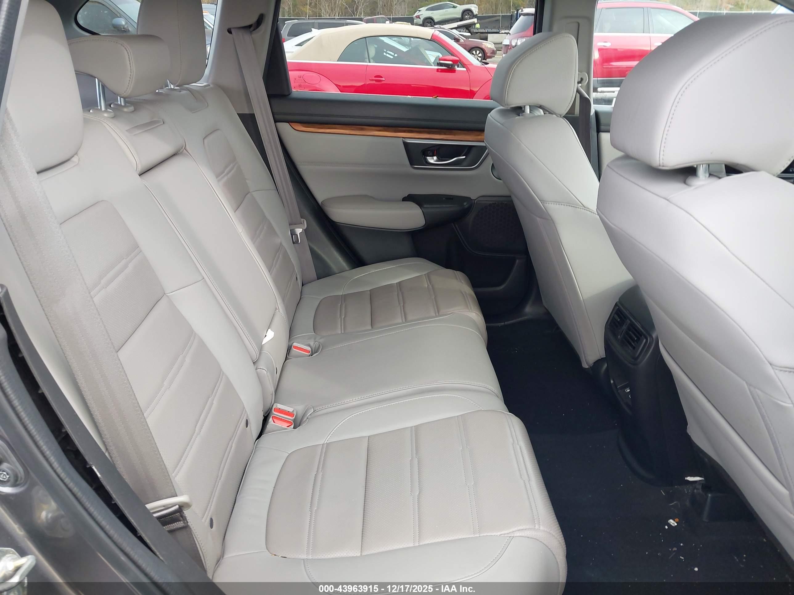 HONDA CR-V image 8