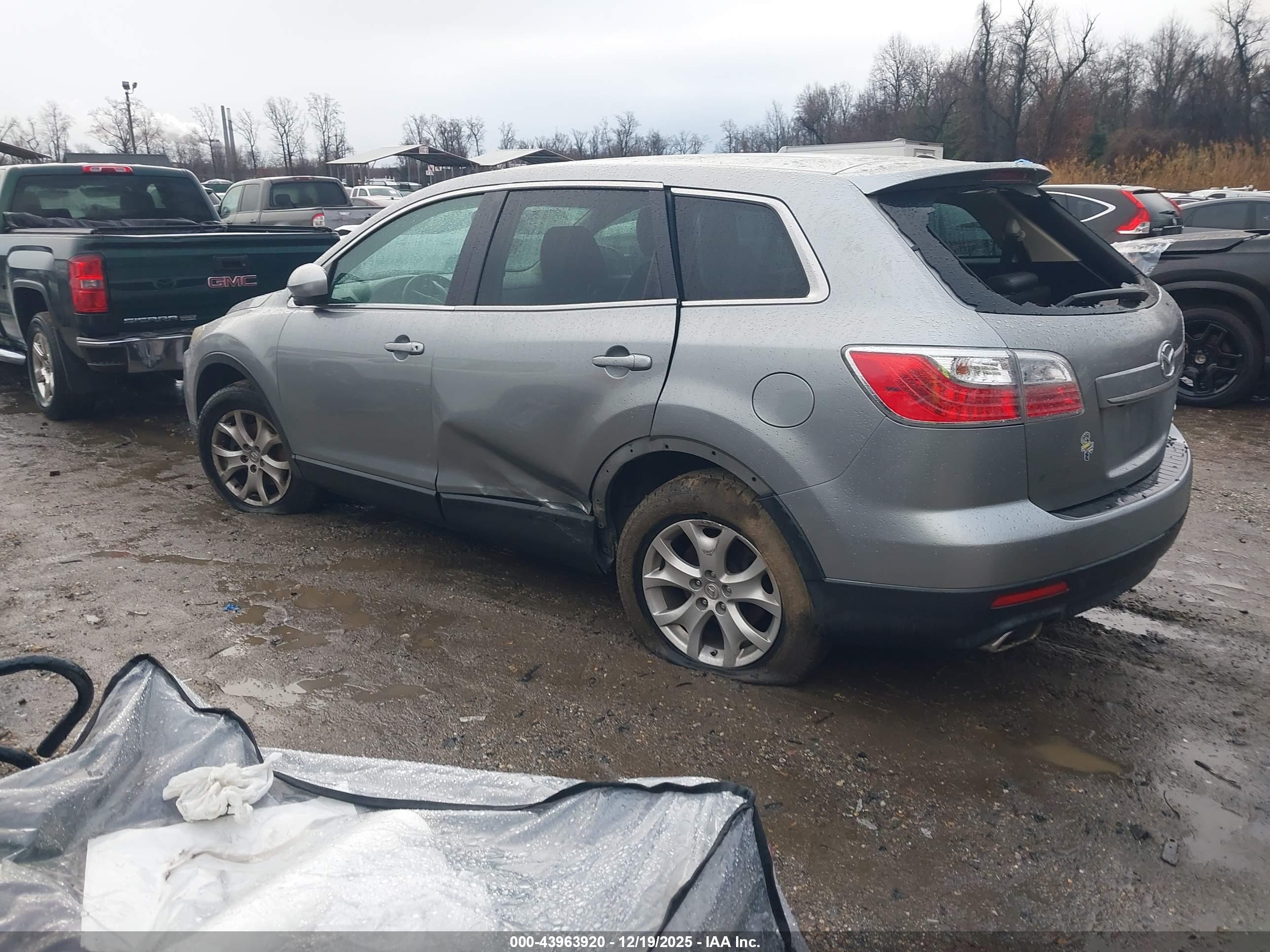 MAZDA CX-9 image 3