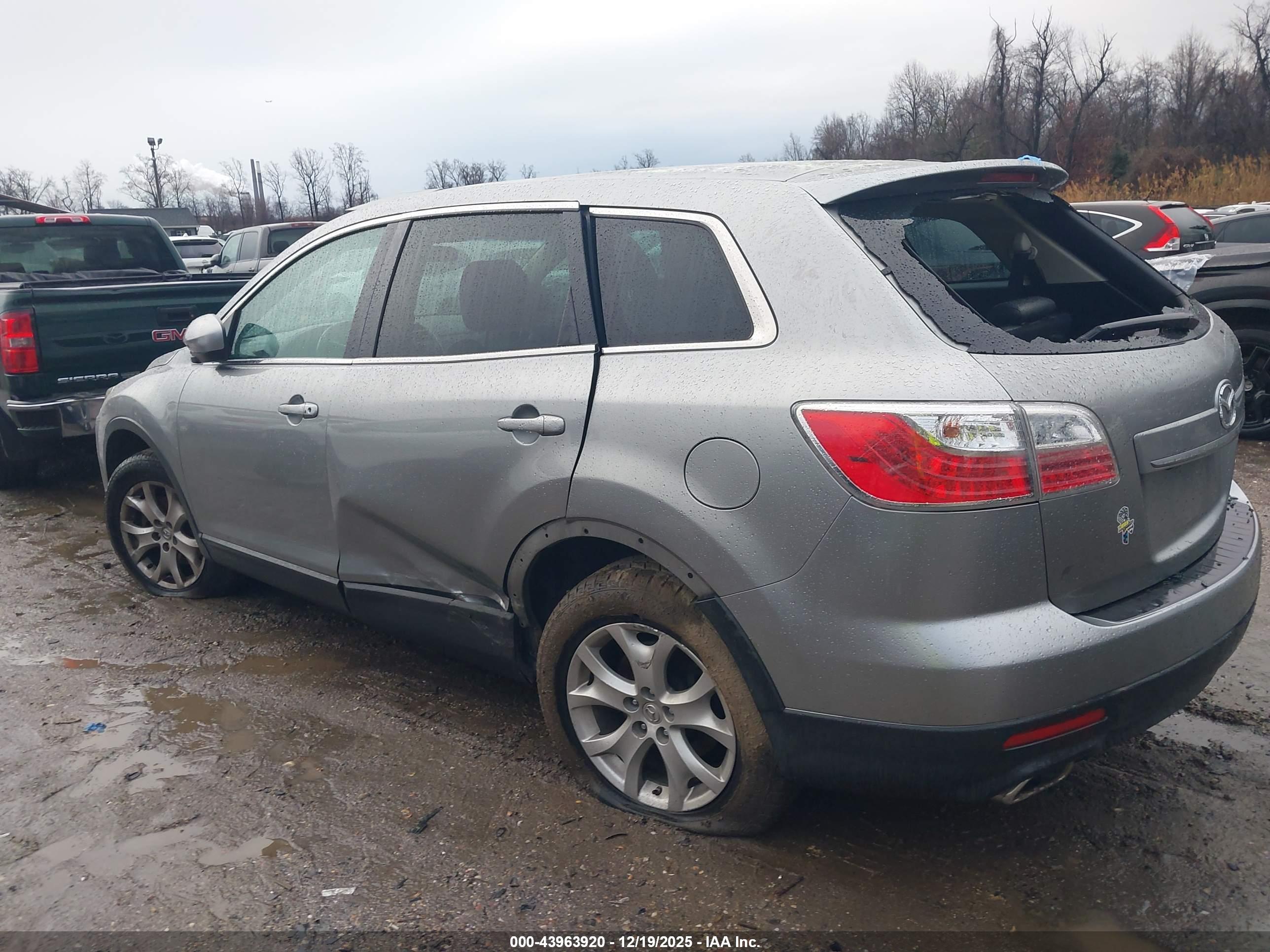 MAZDA CX-9 image 6