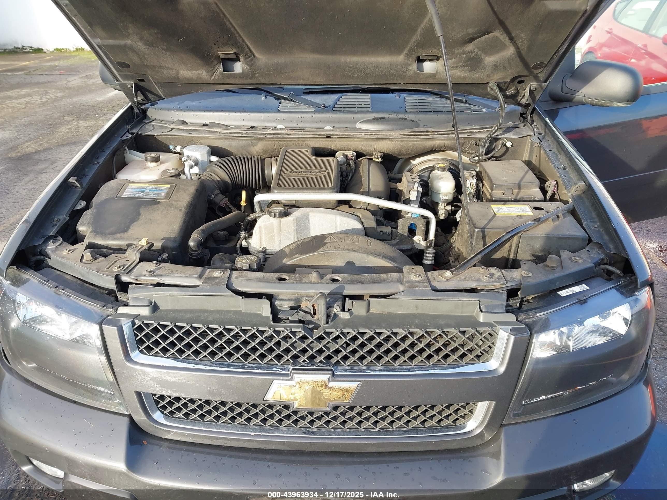 CHEVROLET TRAILBLAZER image 10