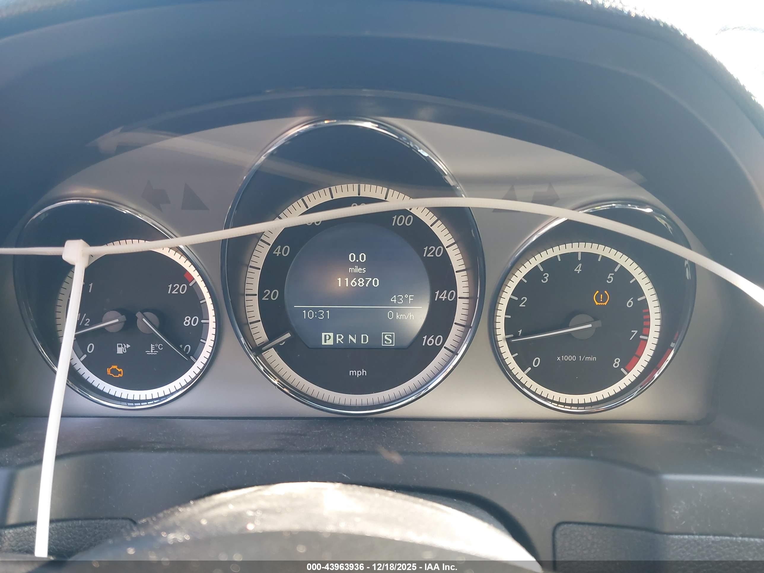 MERCEDES-BENZ C image 7