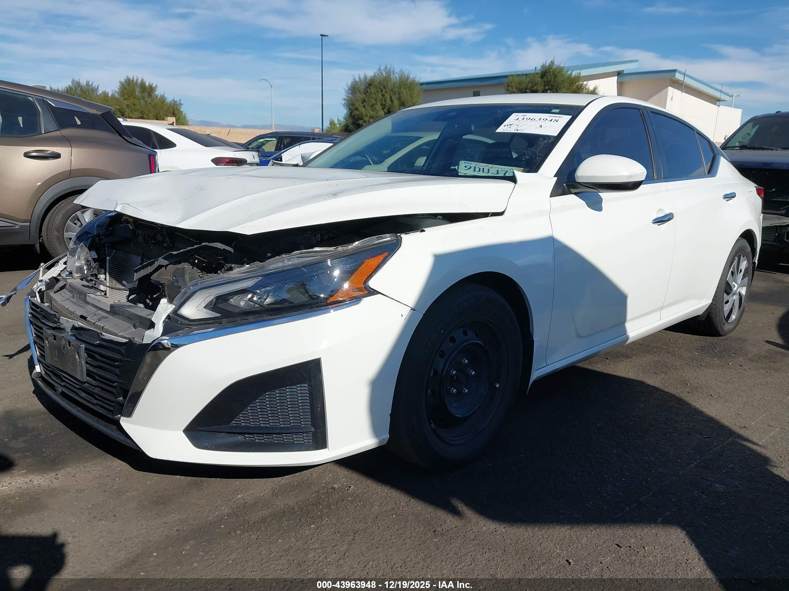 NISSAN ALTIMA image 2