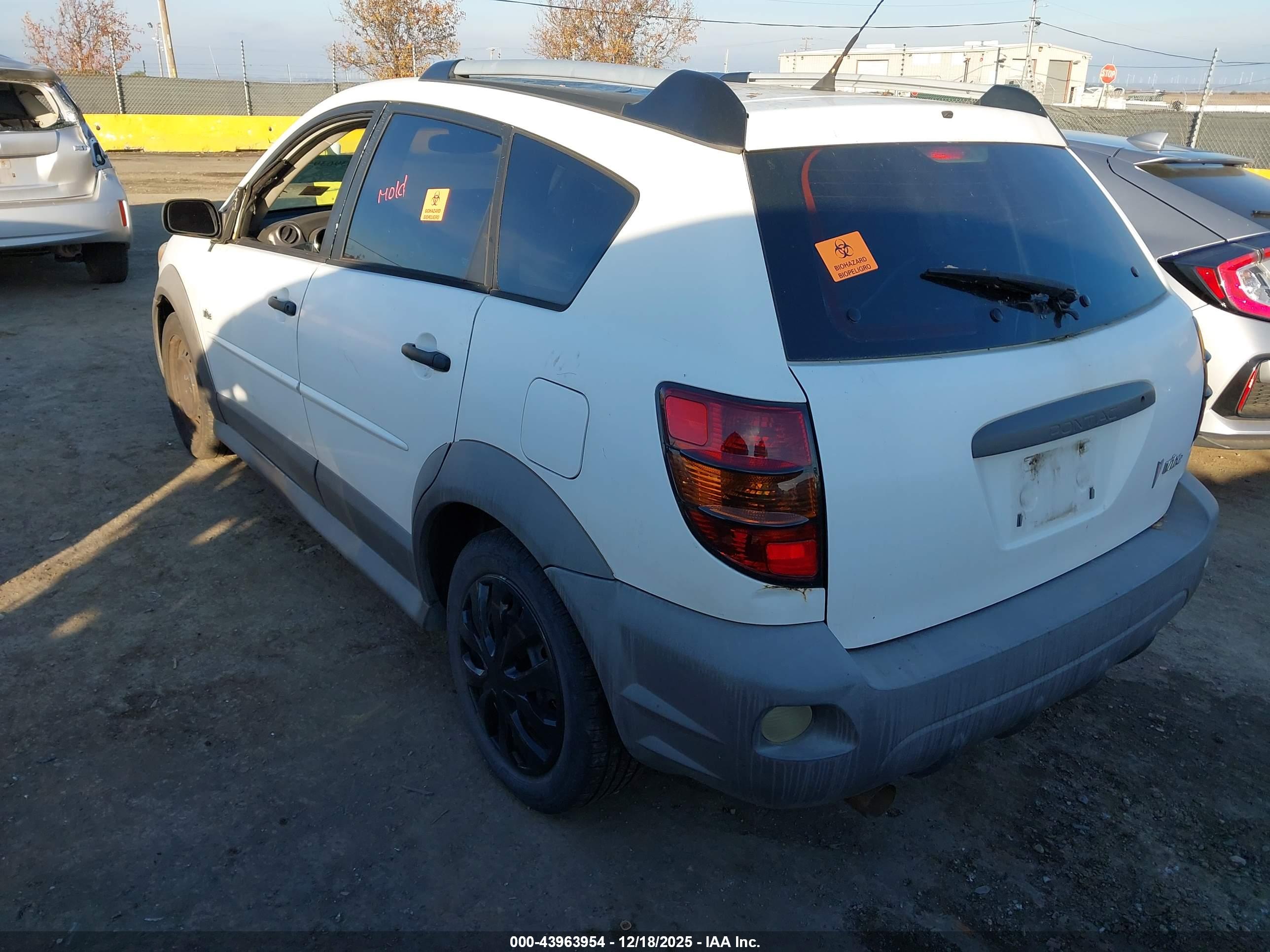 PONTIAC VIBE image 3