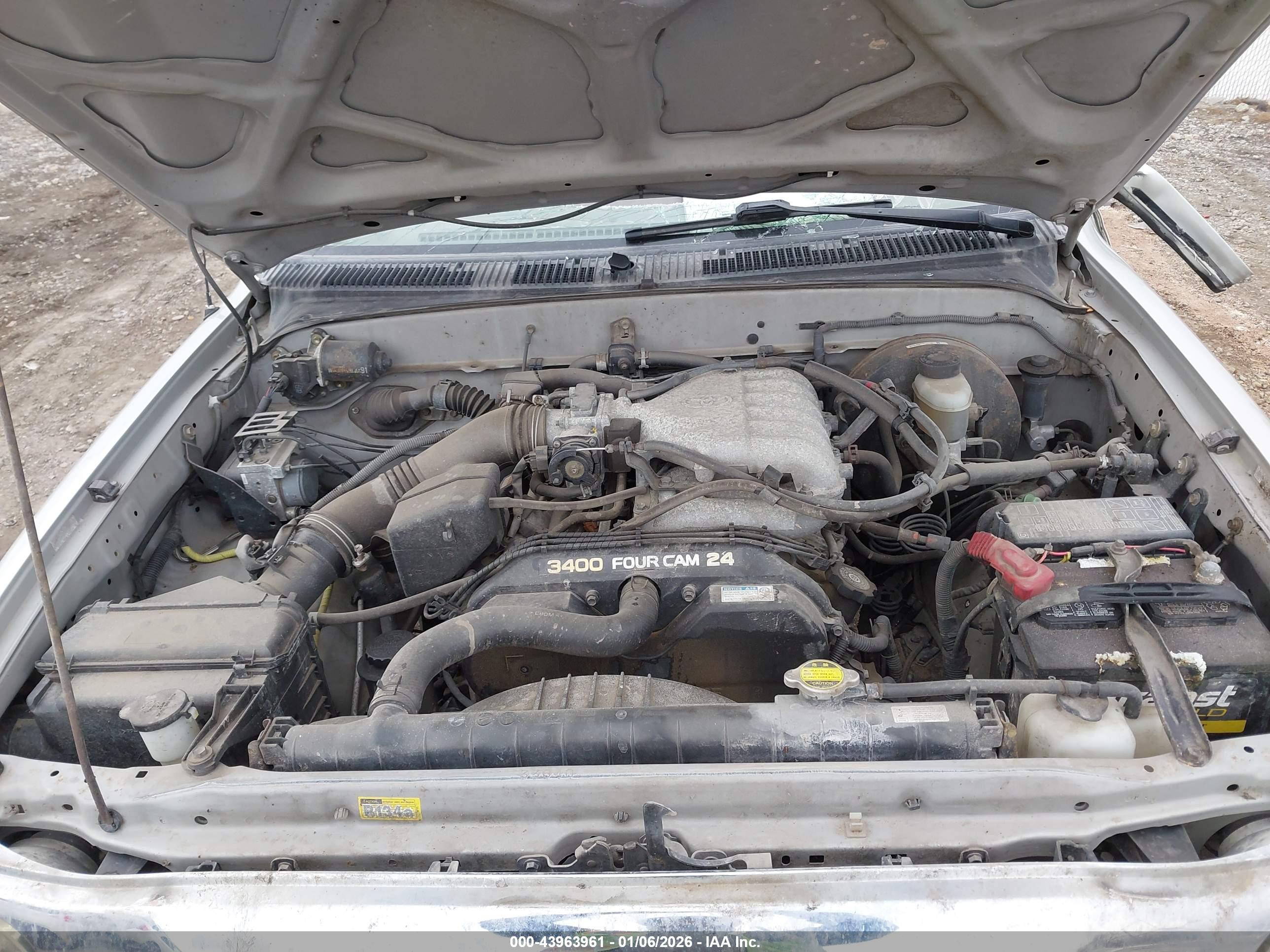 TOYOTA TACOMA image 10