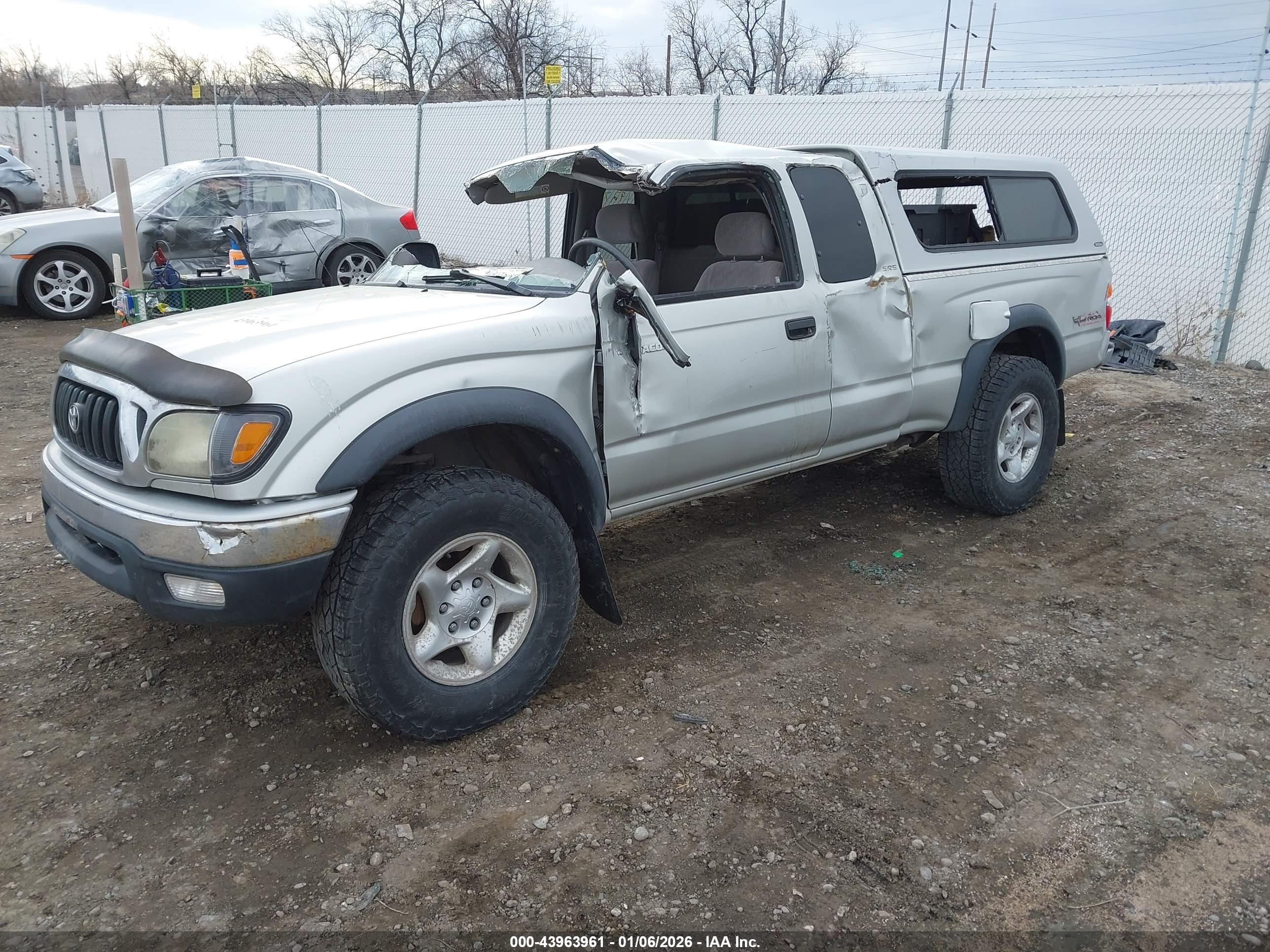 TOYOTA TACOMA image 2