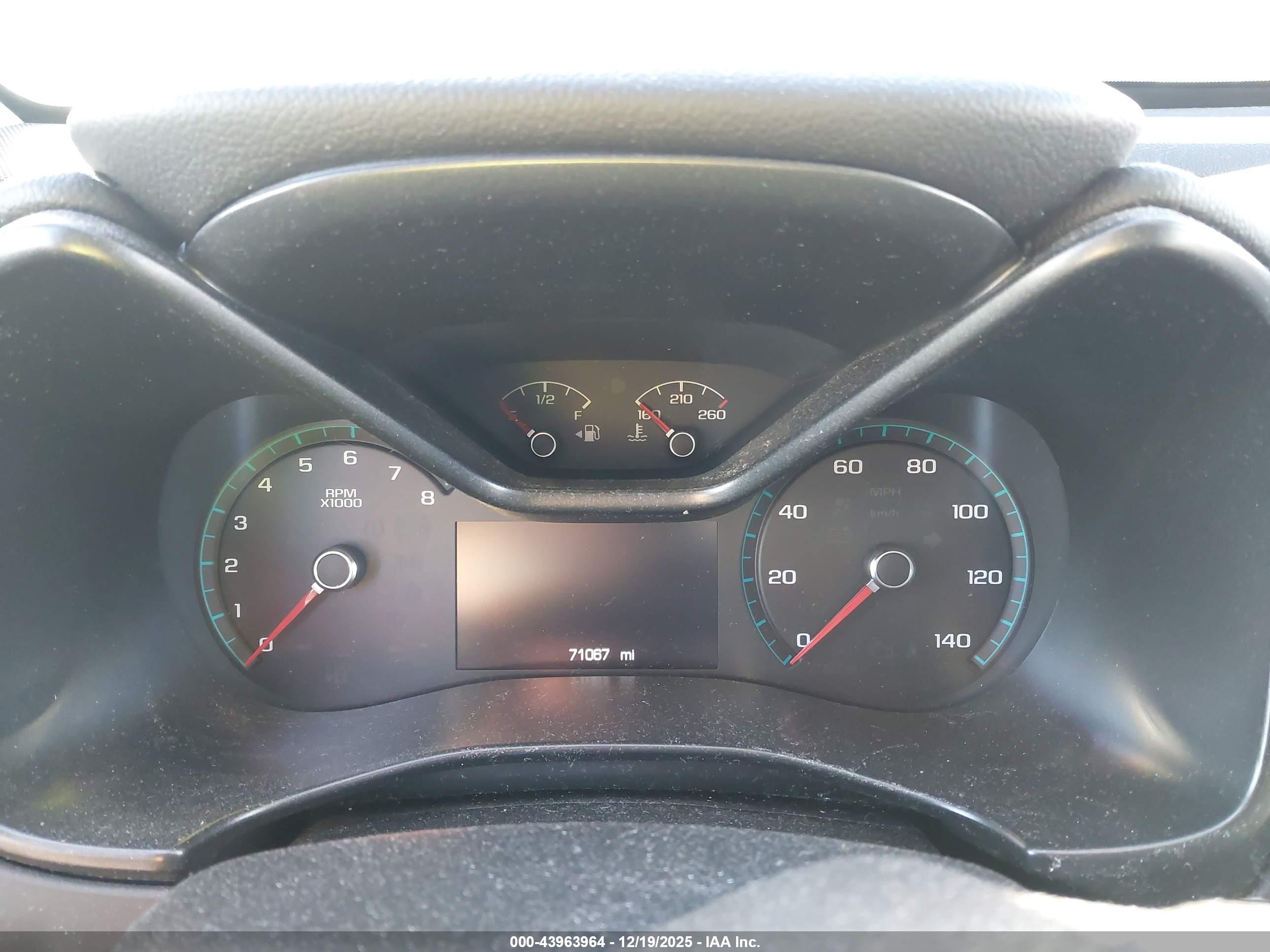 CHEVROLET COLORADO image 7