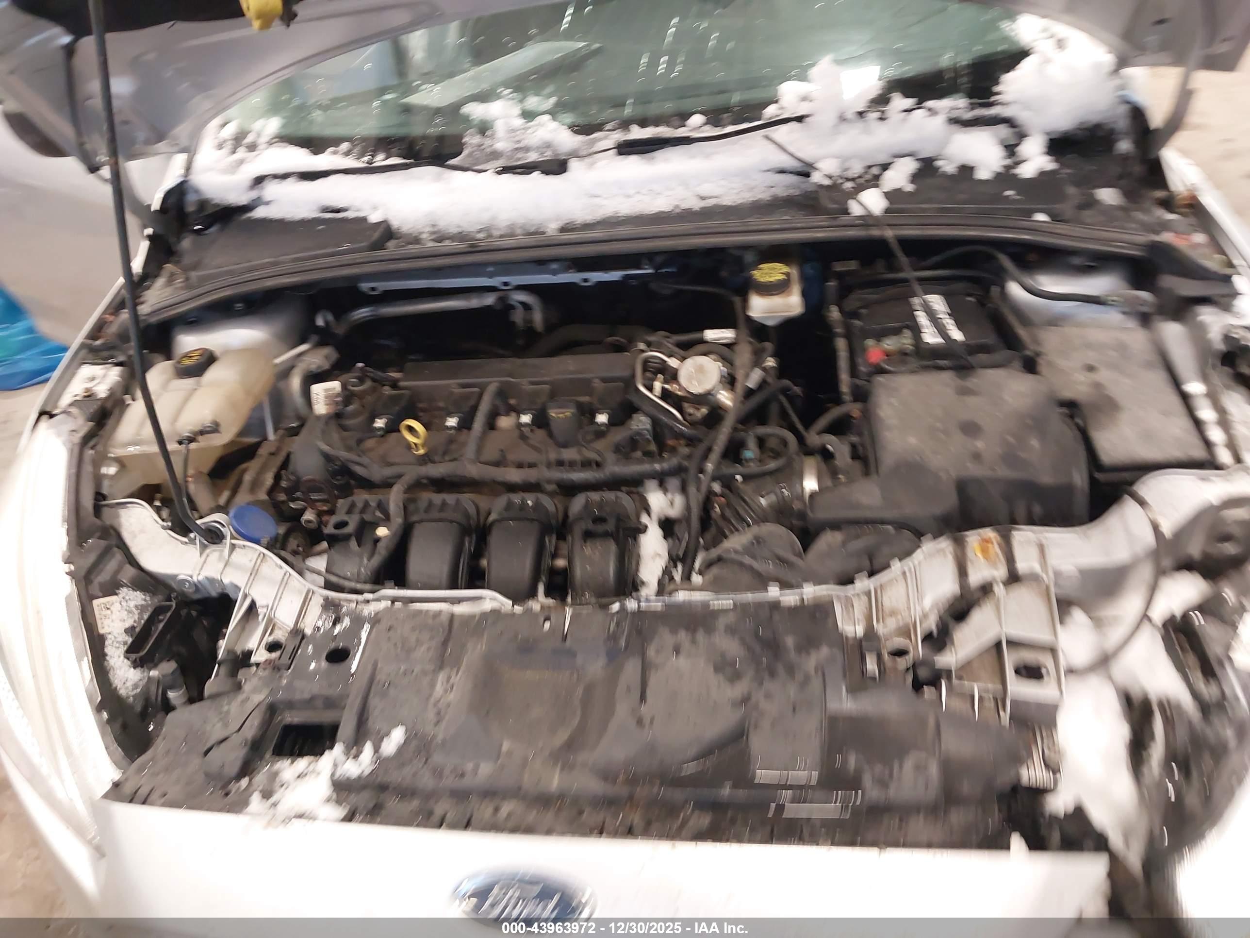 FORD FOCUS image 10