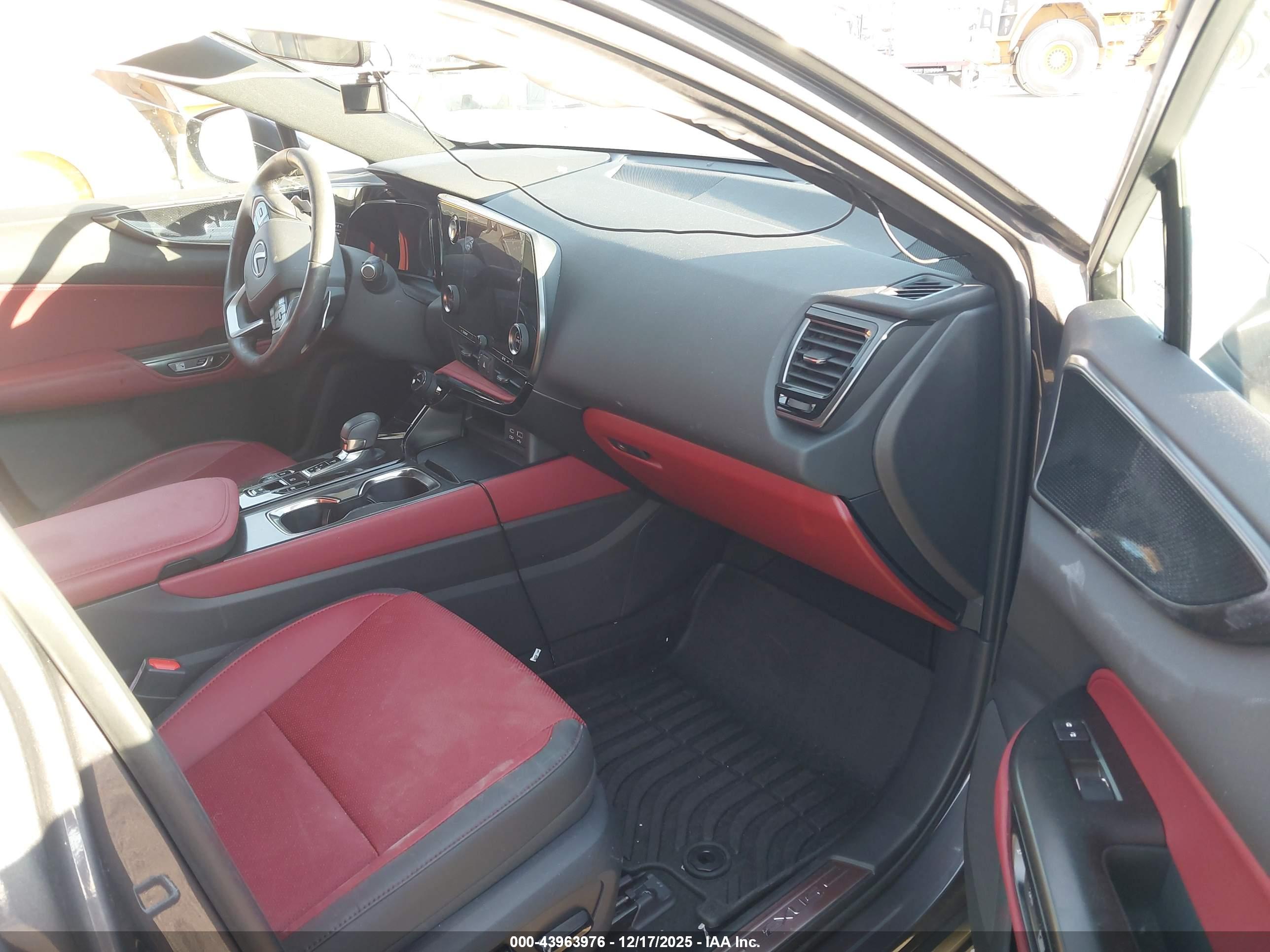 LEXUS NX image 5