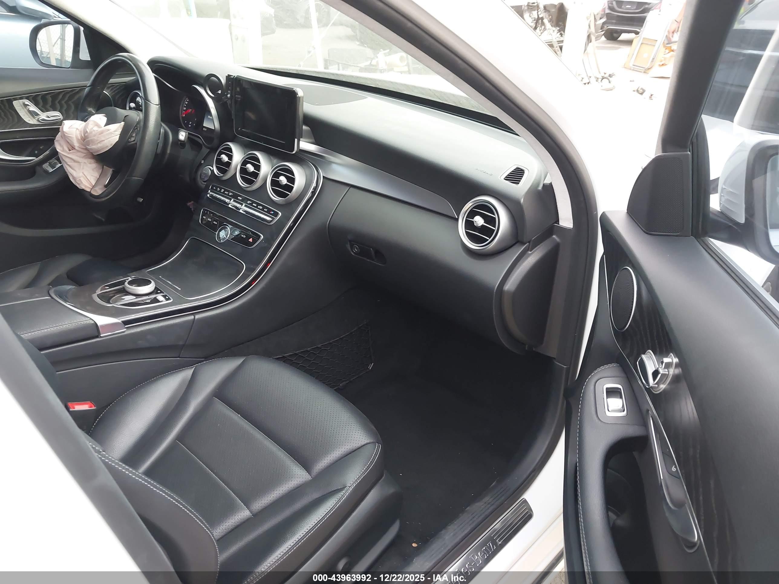 MERCEDES-BENZ C image 5