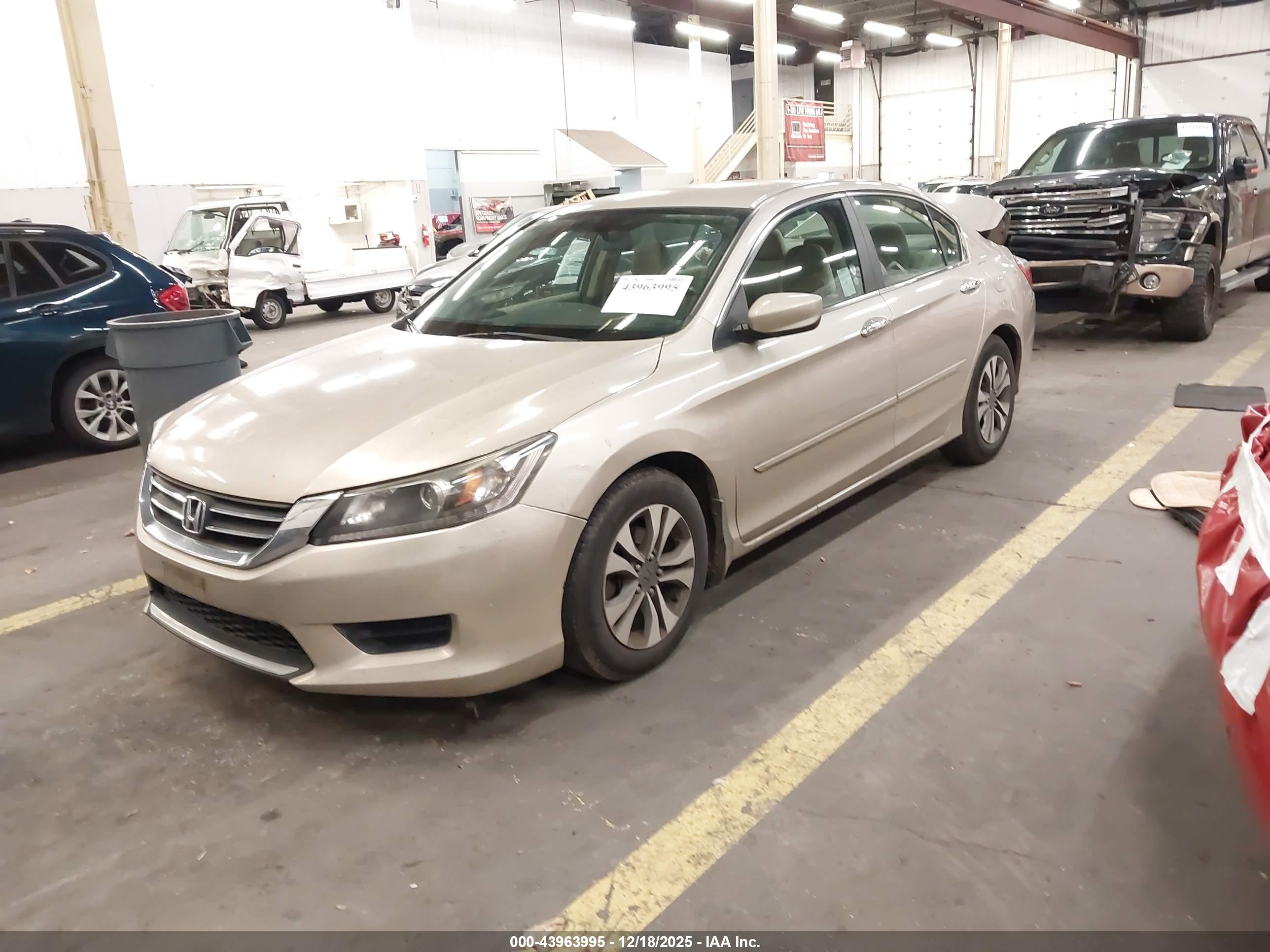 HONDA ACCORD image 2