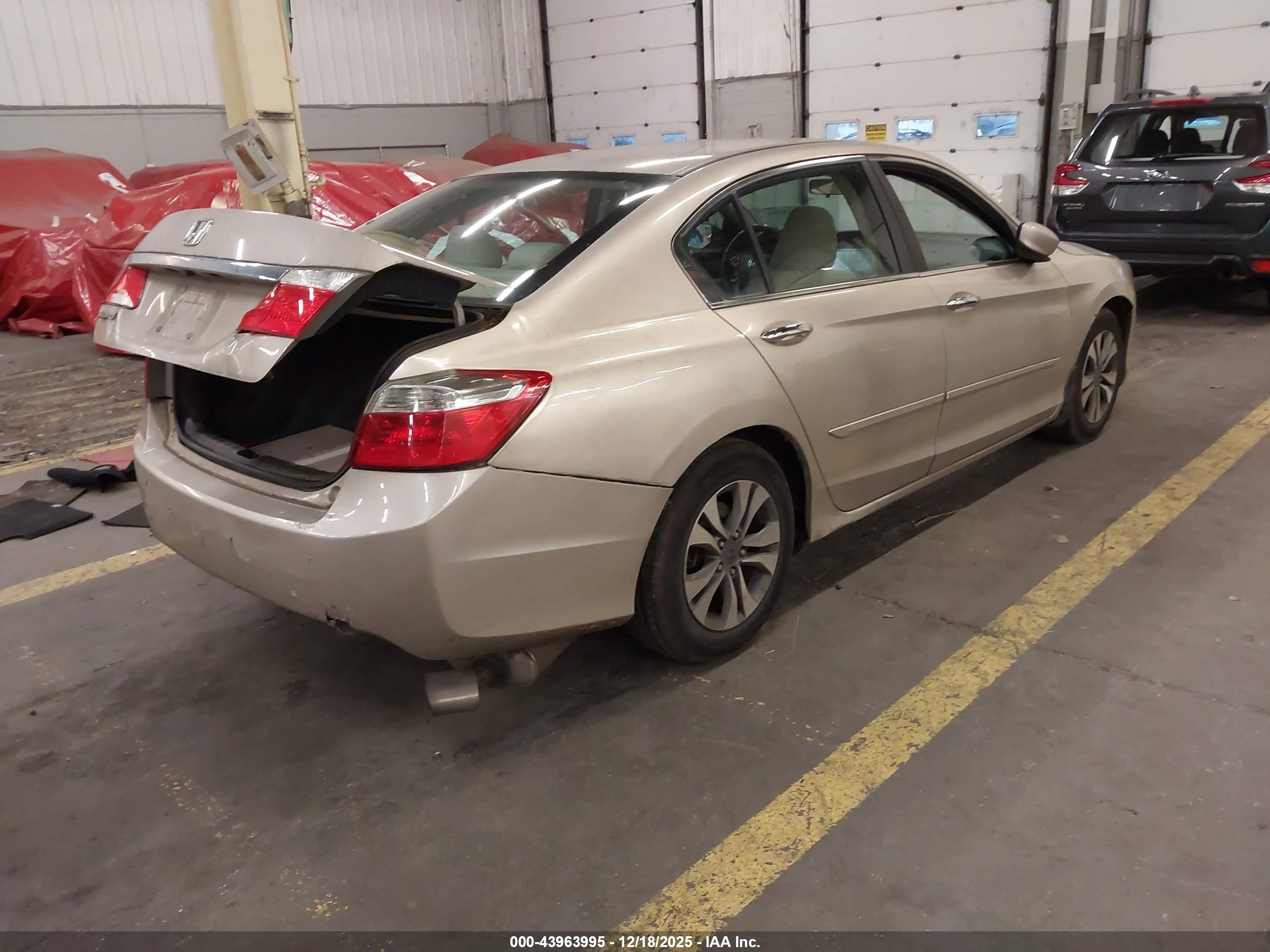 HONDA ACCORD image 4