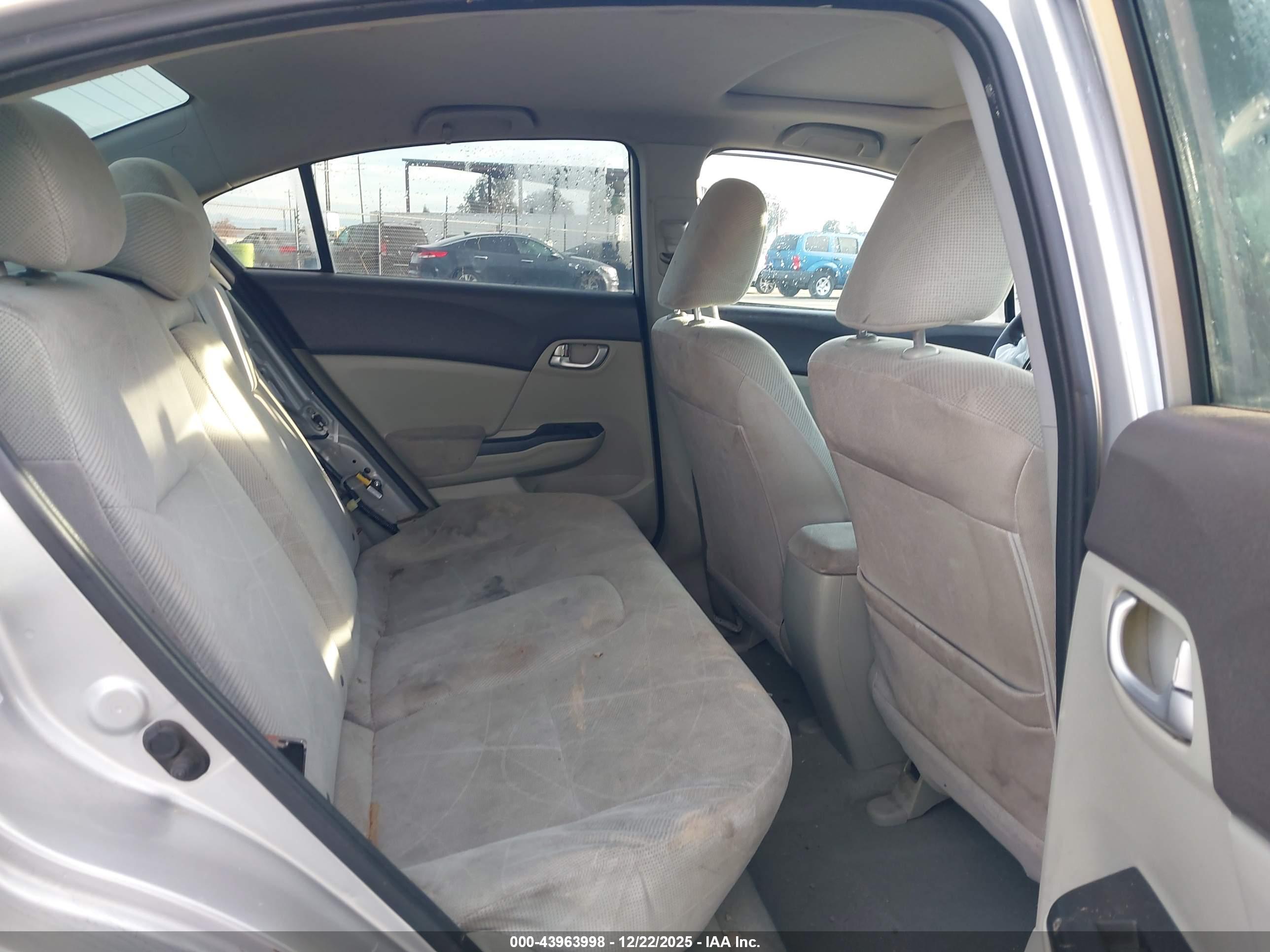 HONDA CIVIC image 8