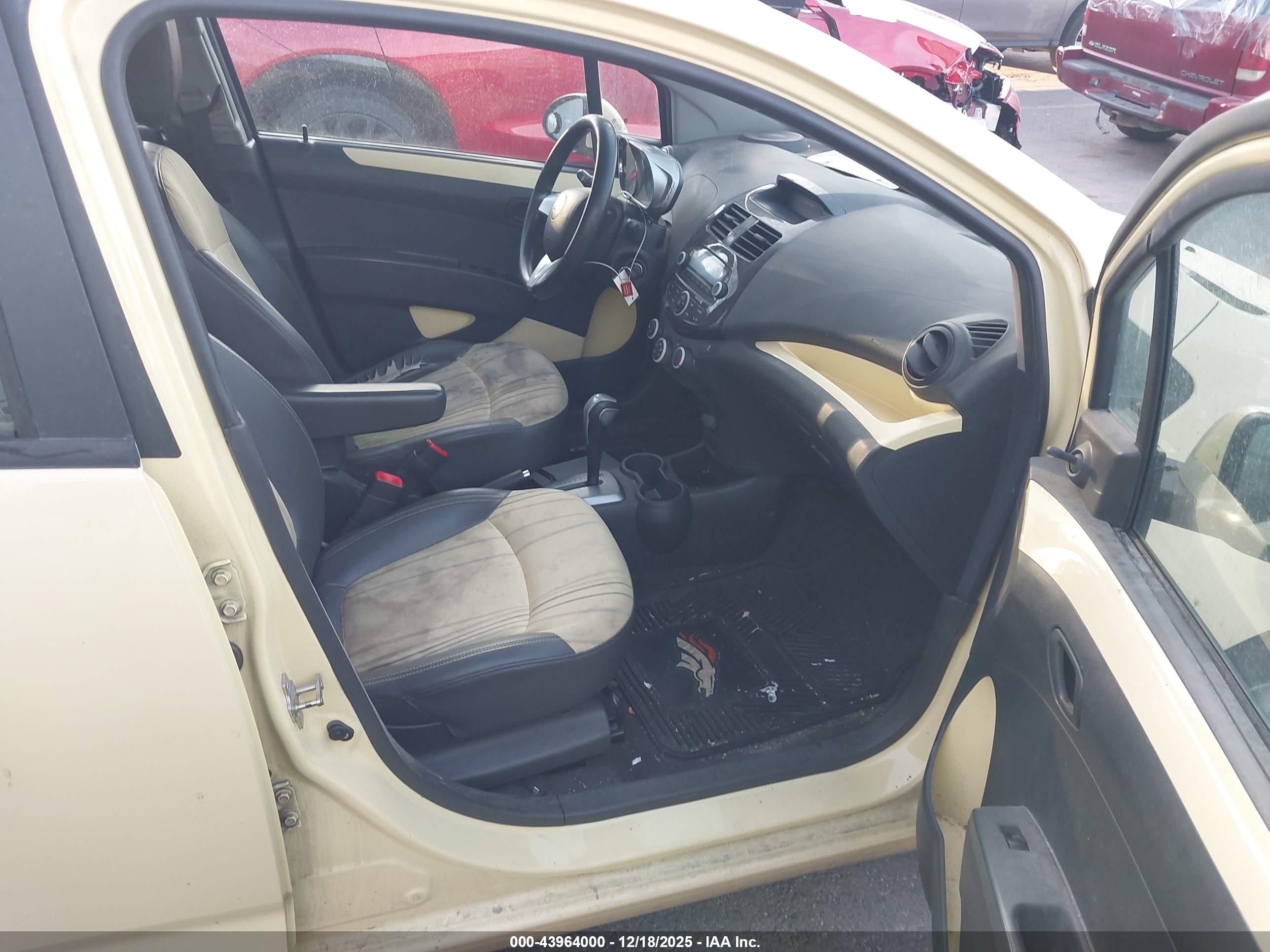 CHEVROLET SPARK image 5