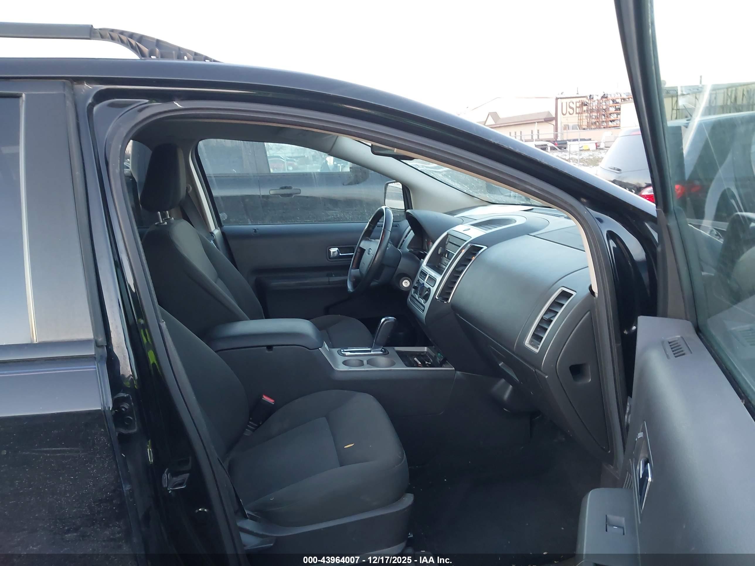 FORD EDGE image 5