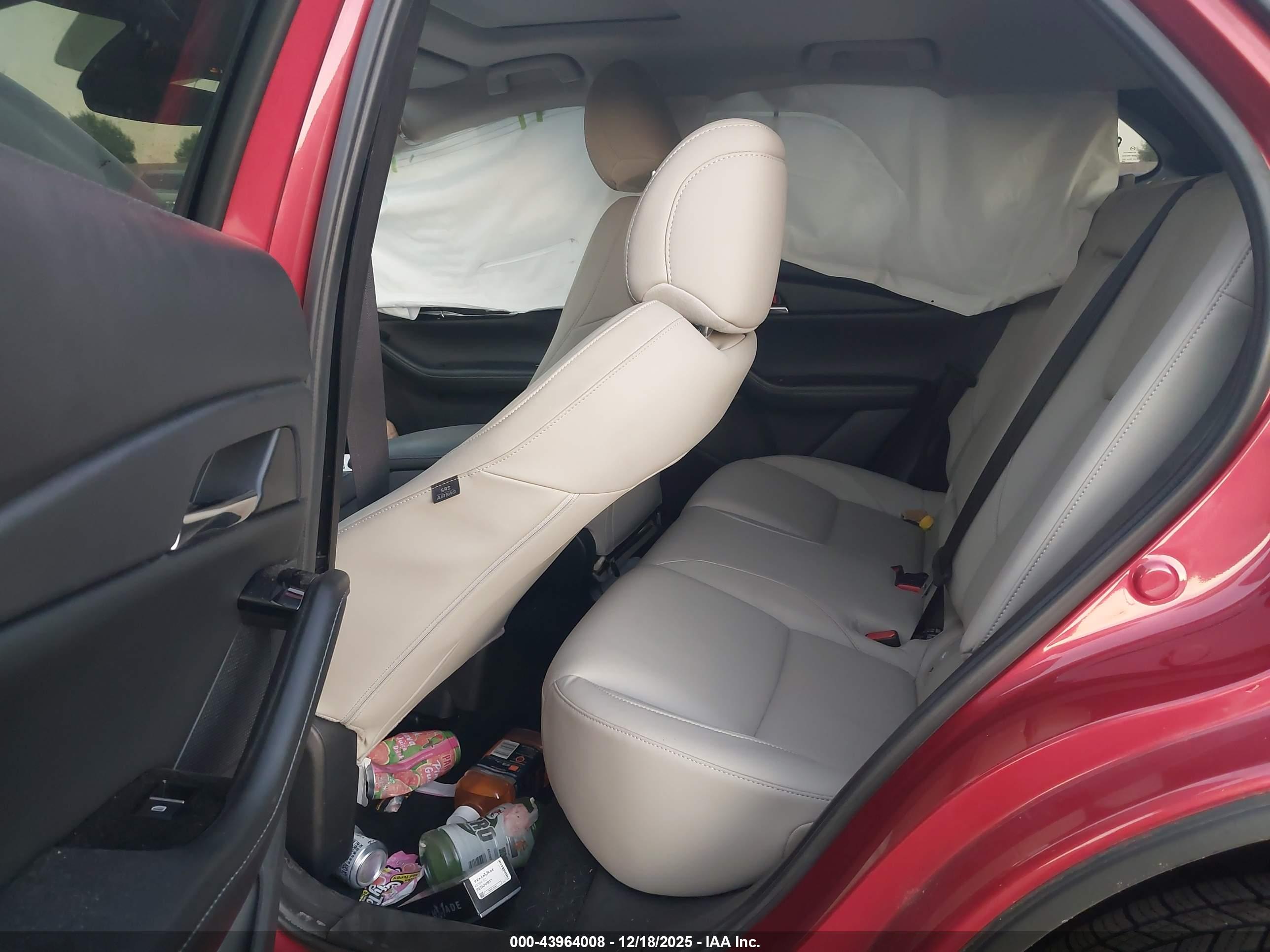MAZDA CX-30 image 8