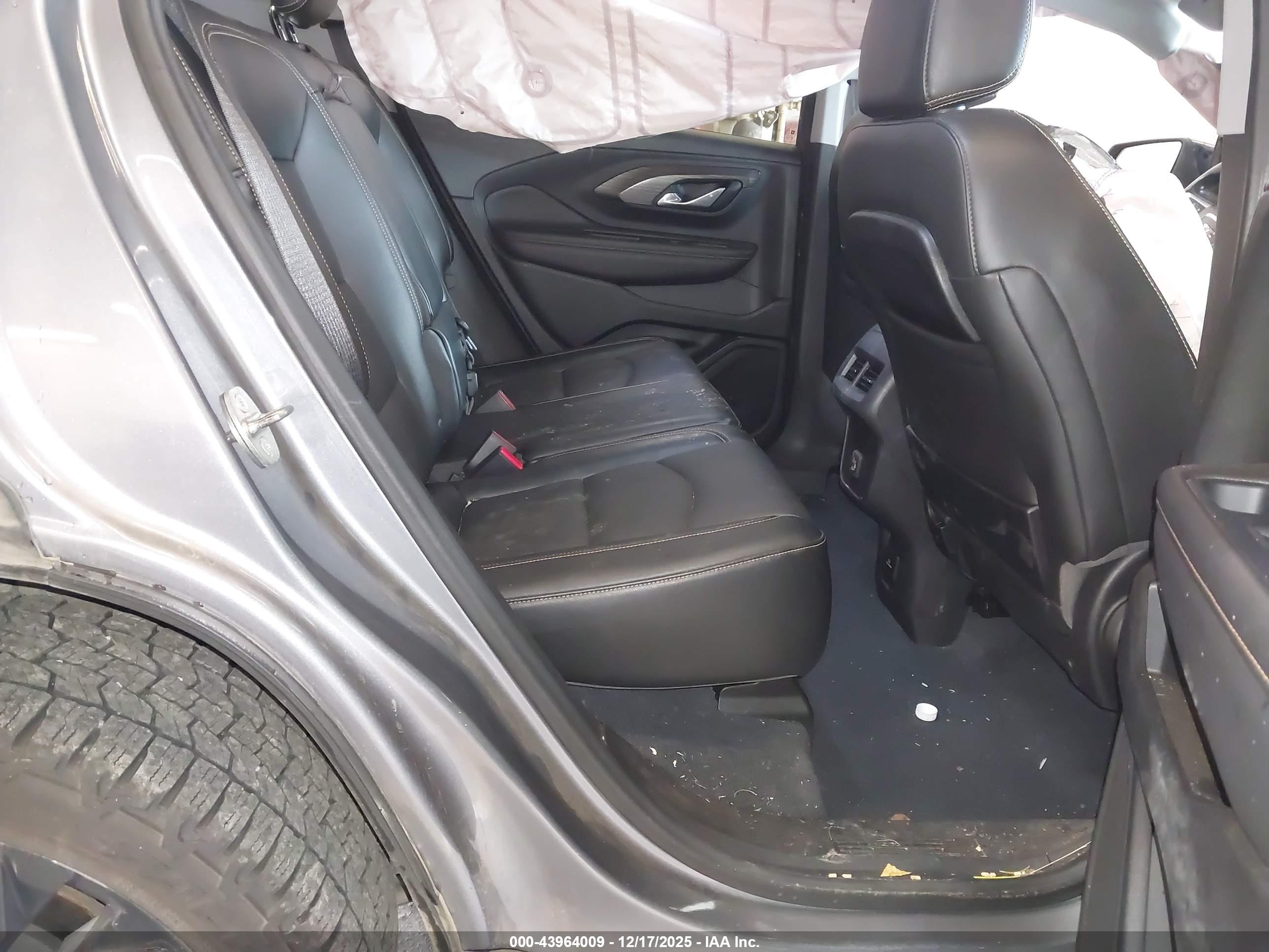 GMC TERRAIN image 8