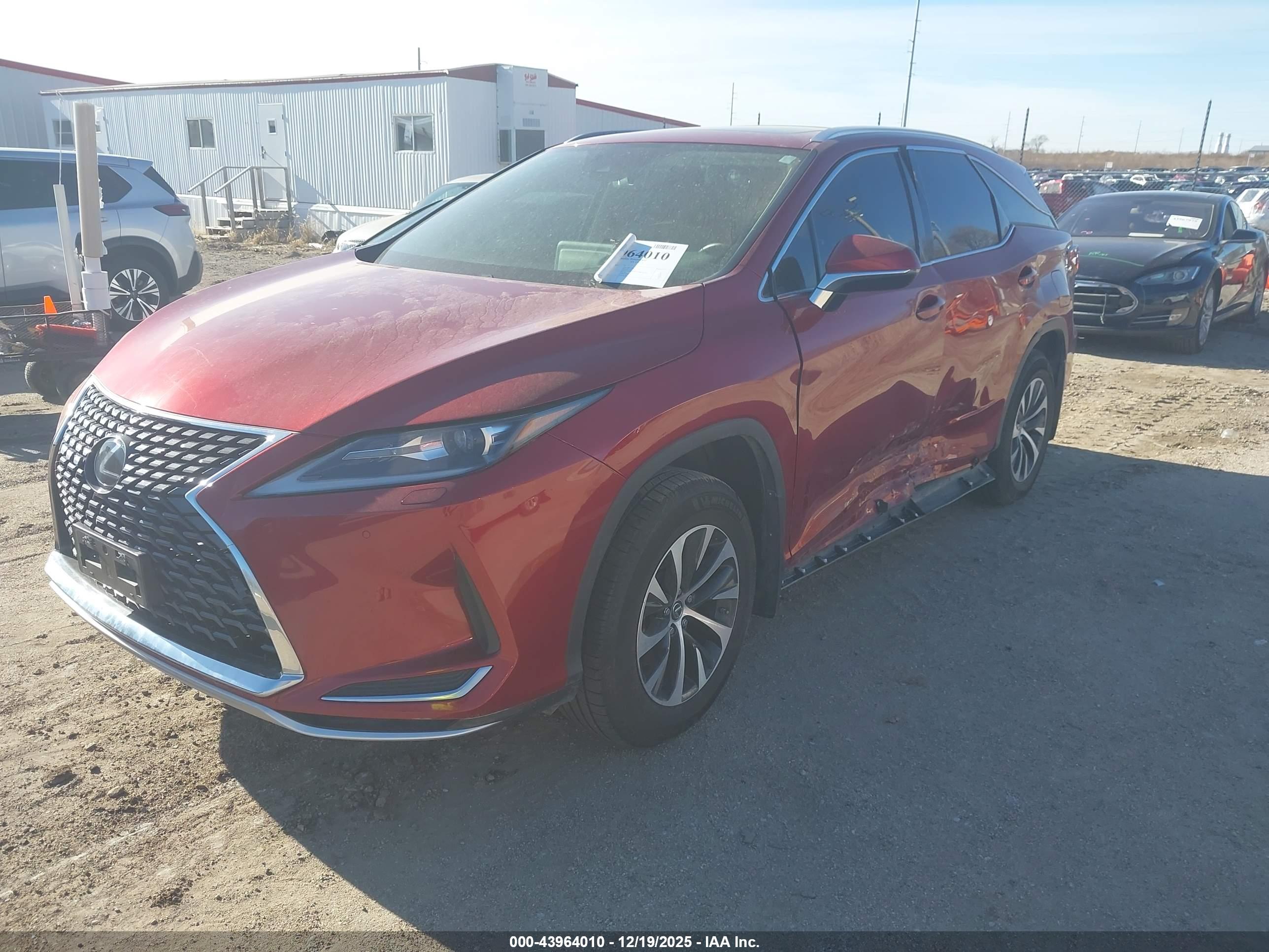 LEXUS RX image 2