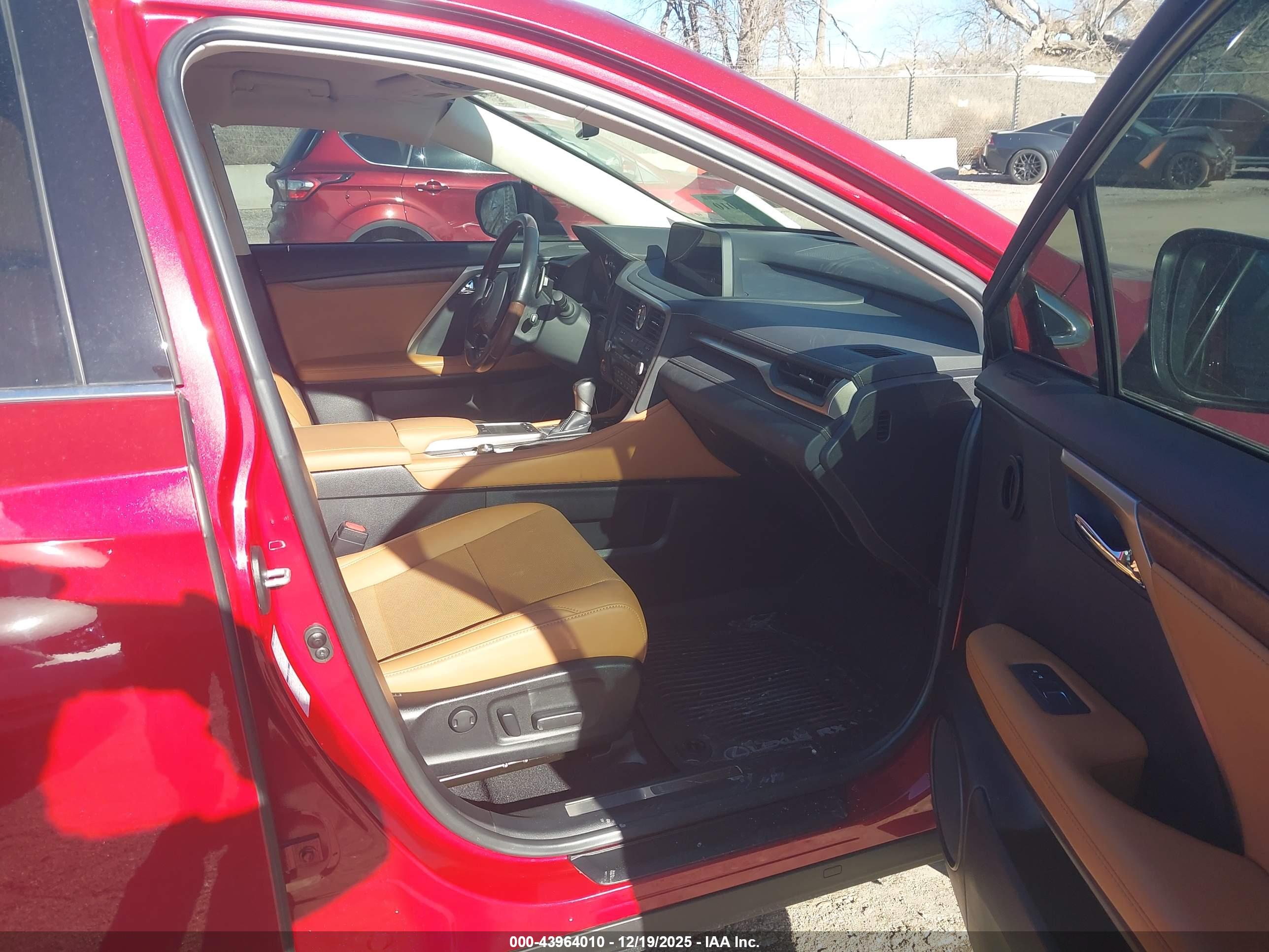 LEXUS RX image 5