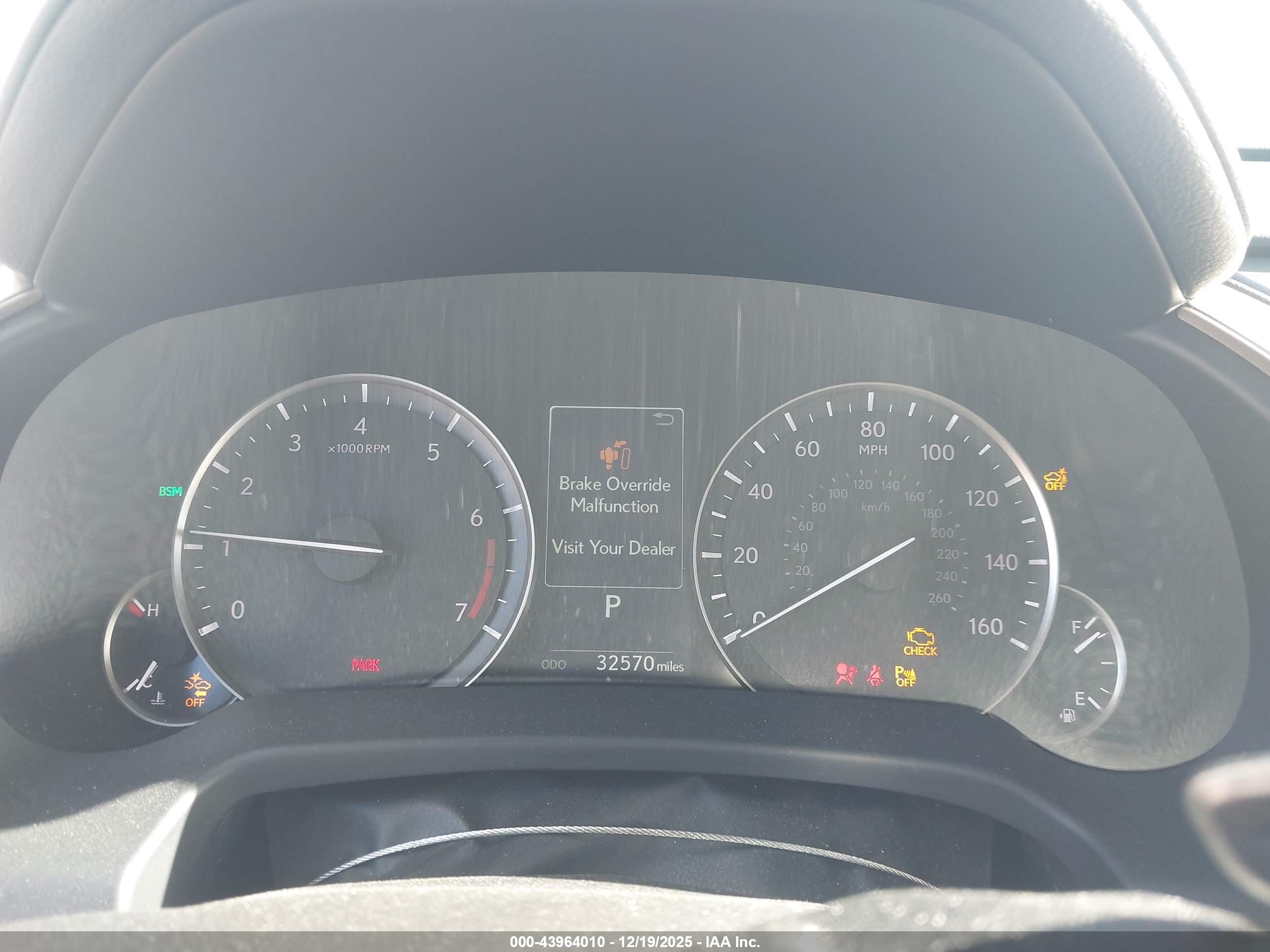 LEXUS RX image 7
