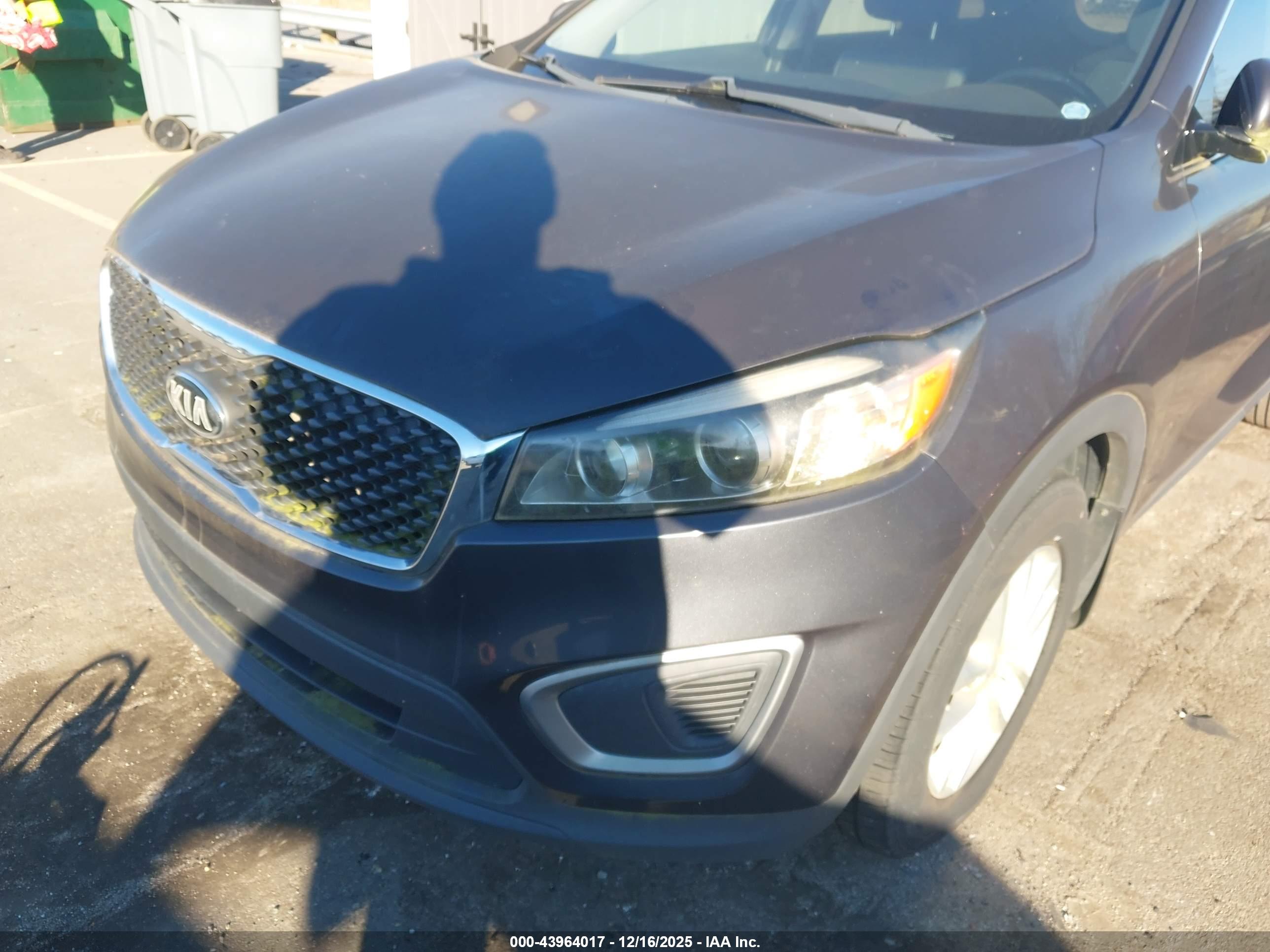 KIA SORENTO image 6