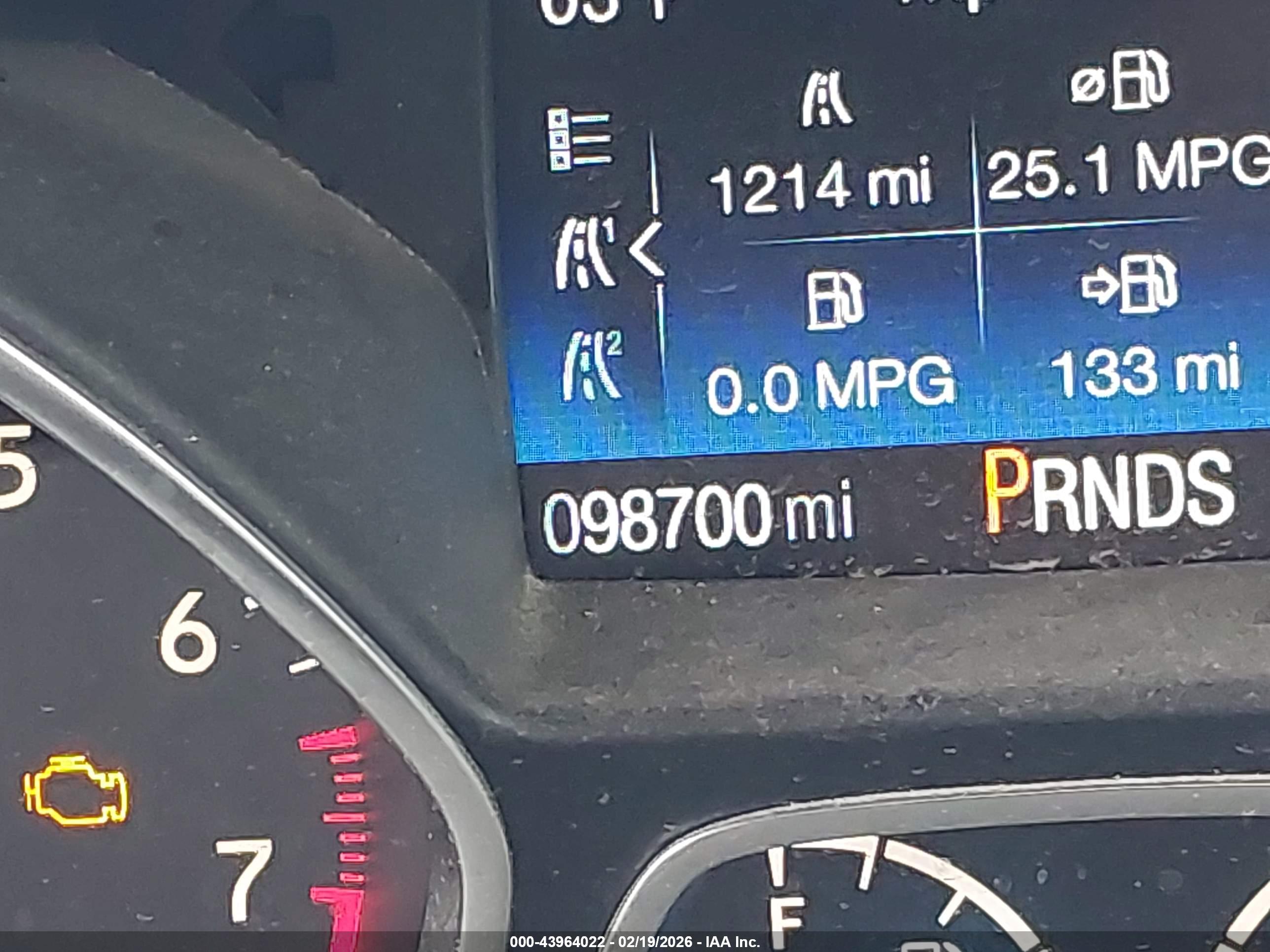 FORD ESCAPE image 7
