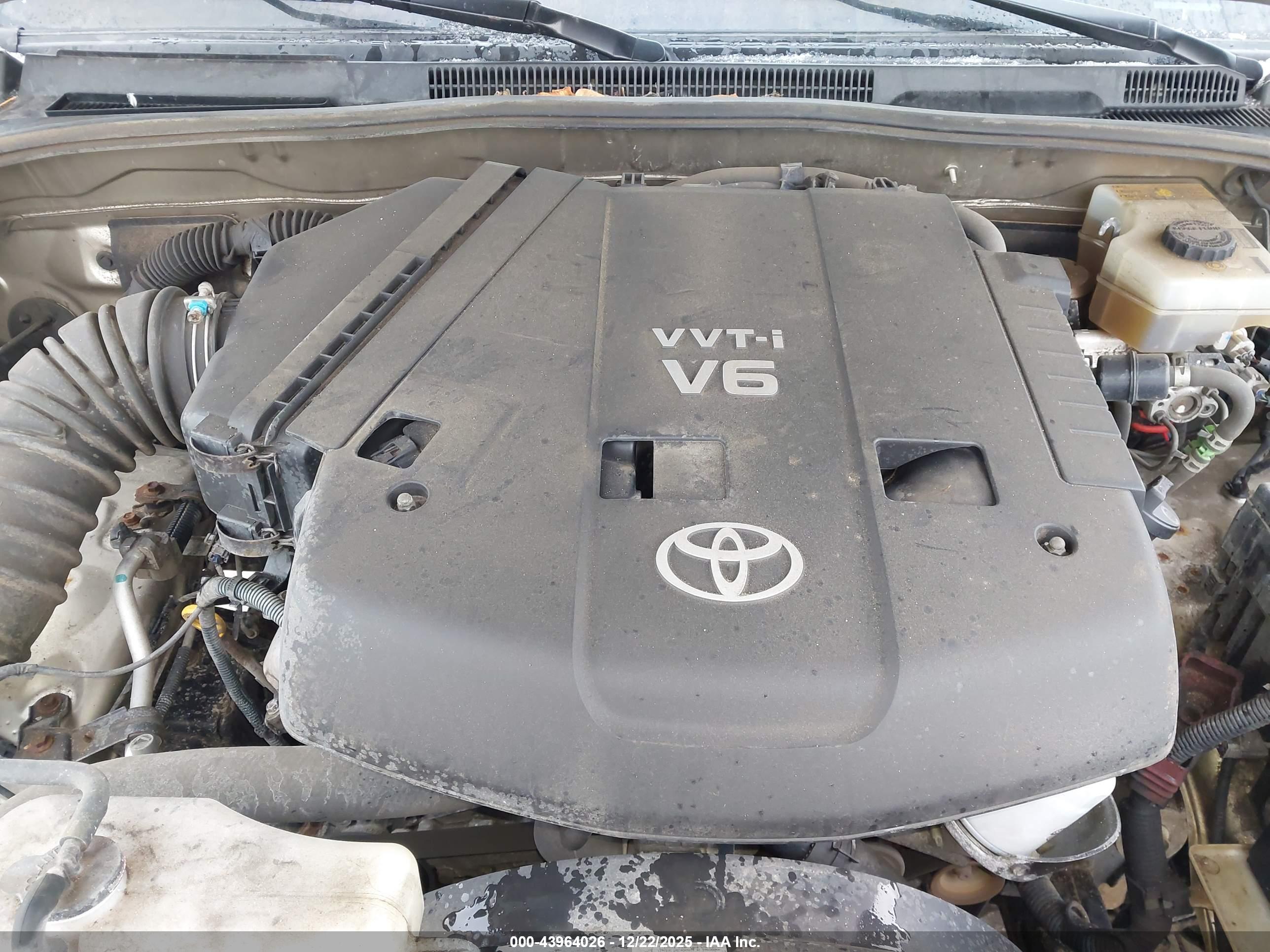 TOYOTA 4RUNNER image 10