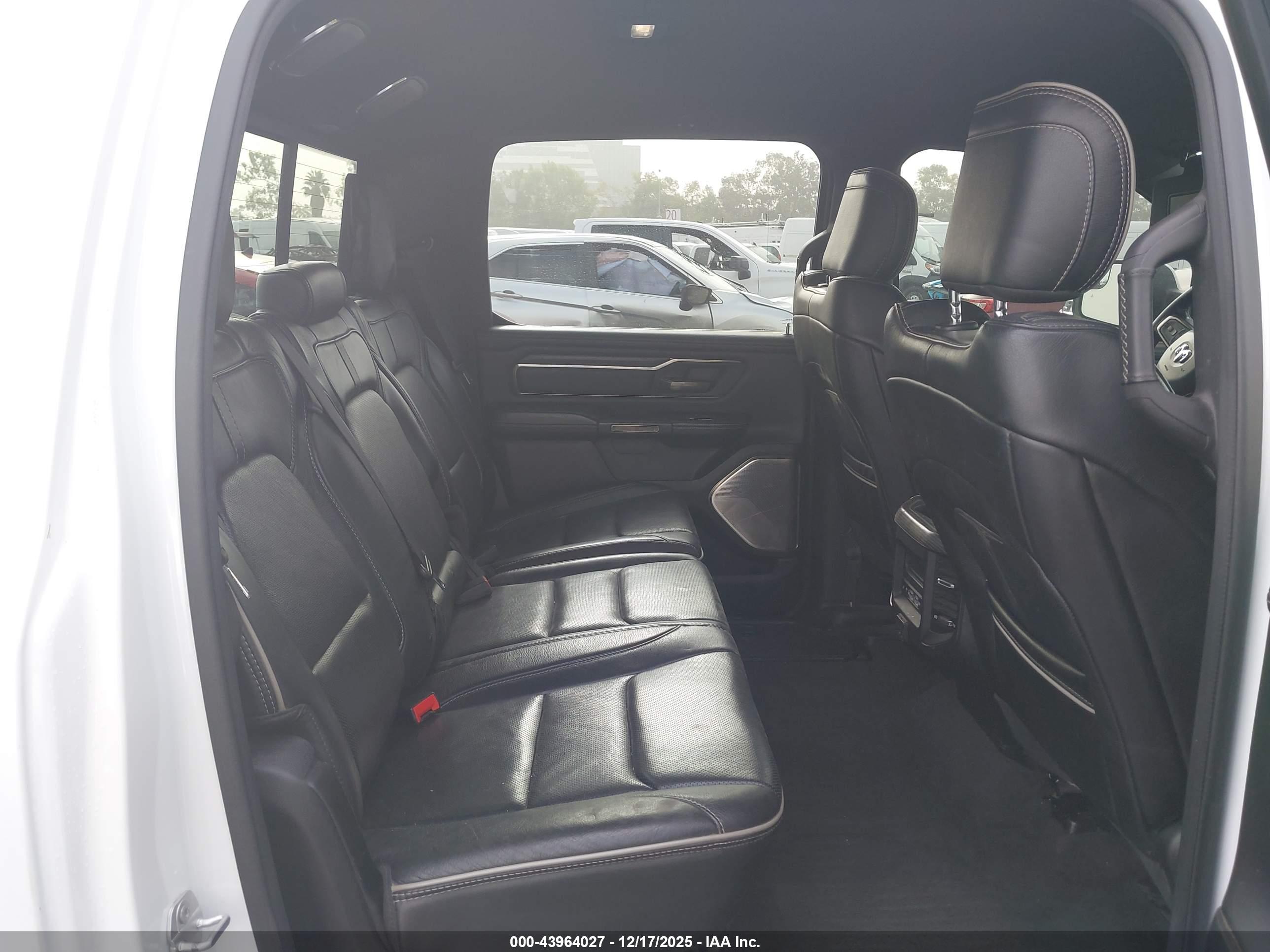 RAM 1500 image 8