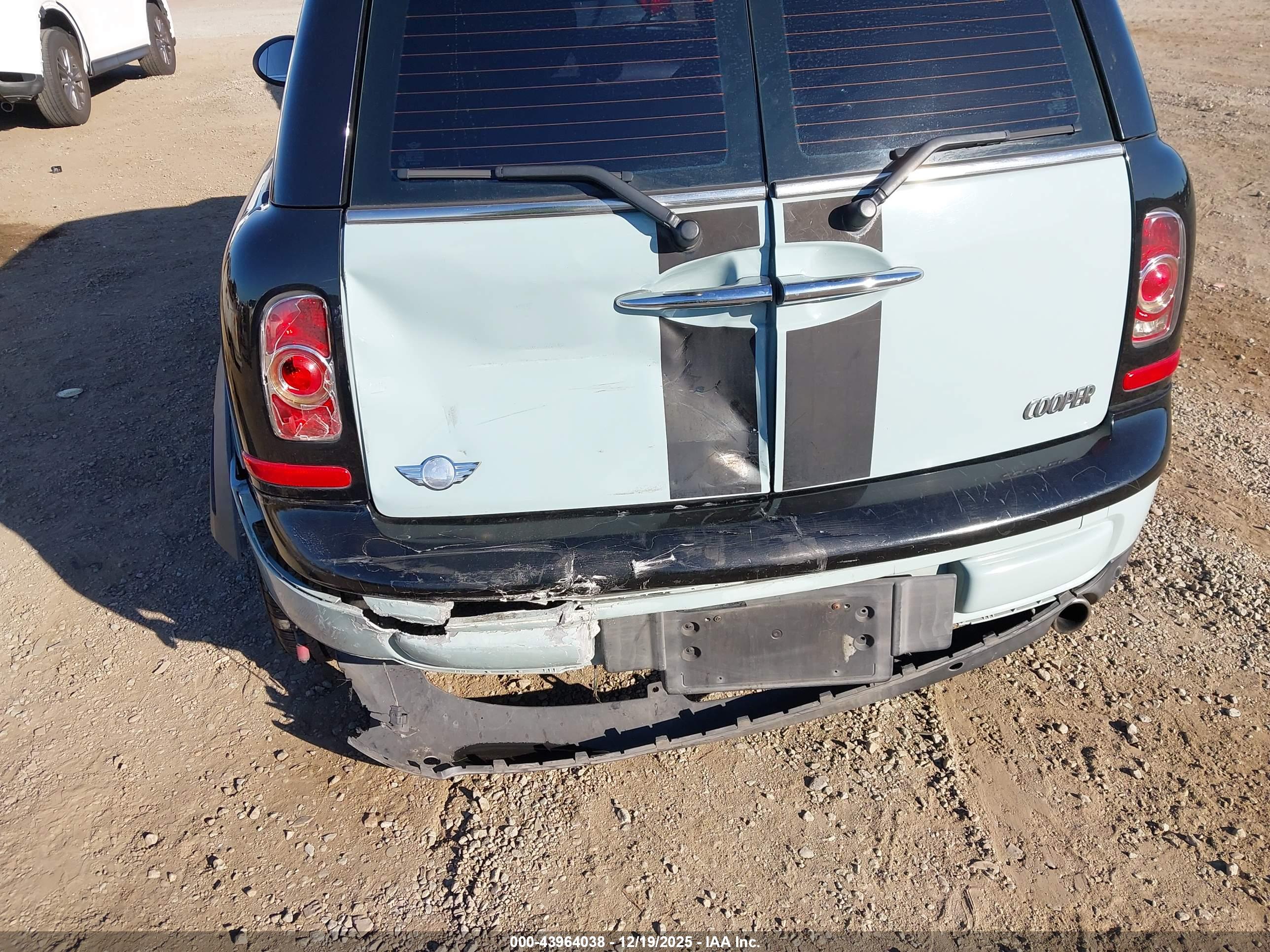 MINI COOPER image 6