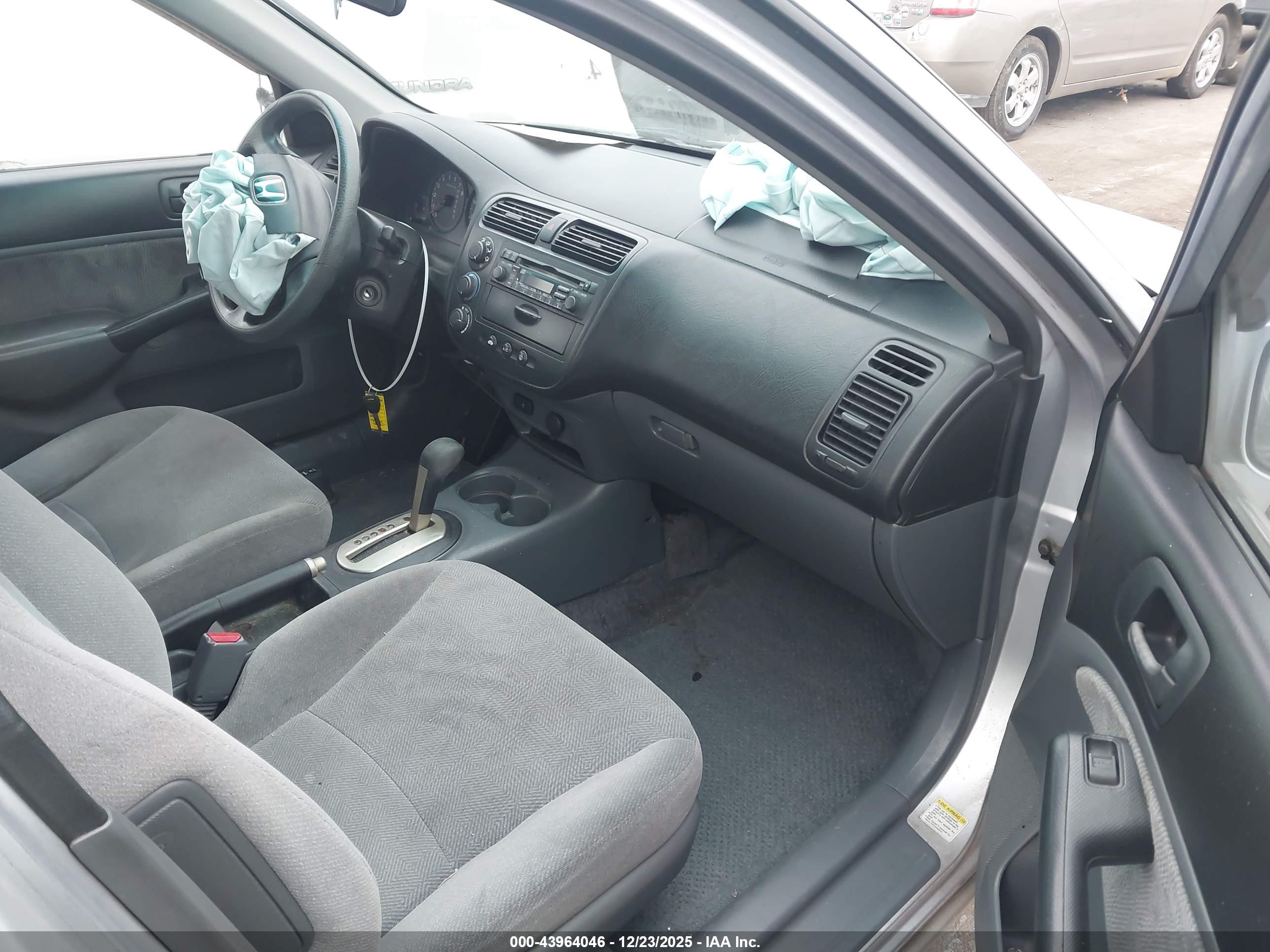 HONDA CIVIC image 5
