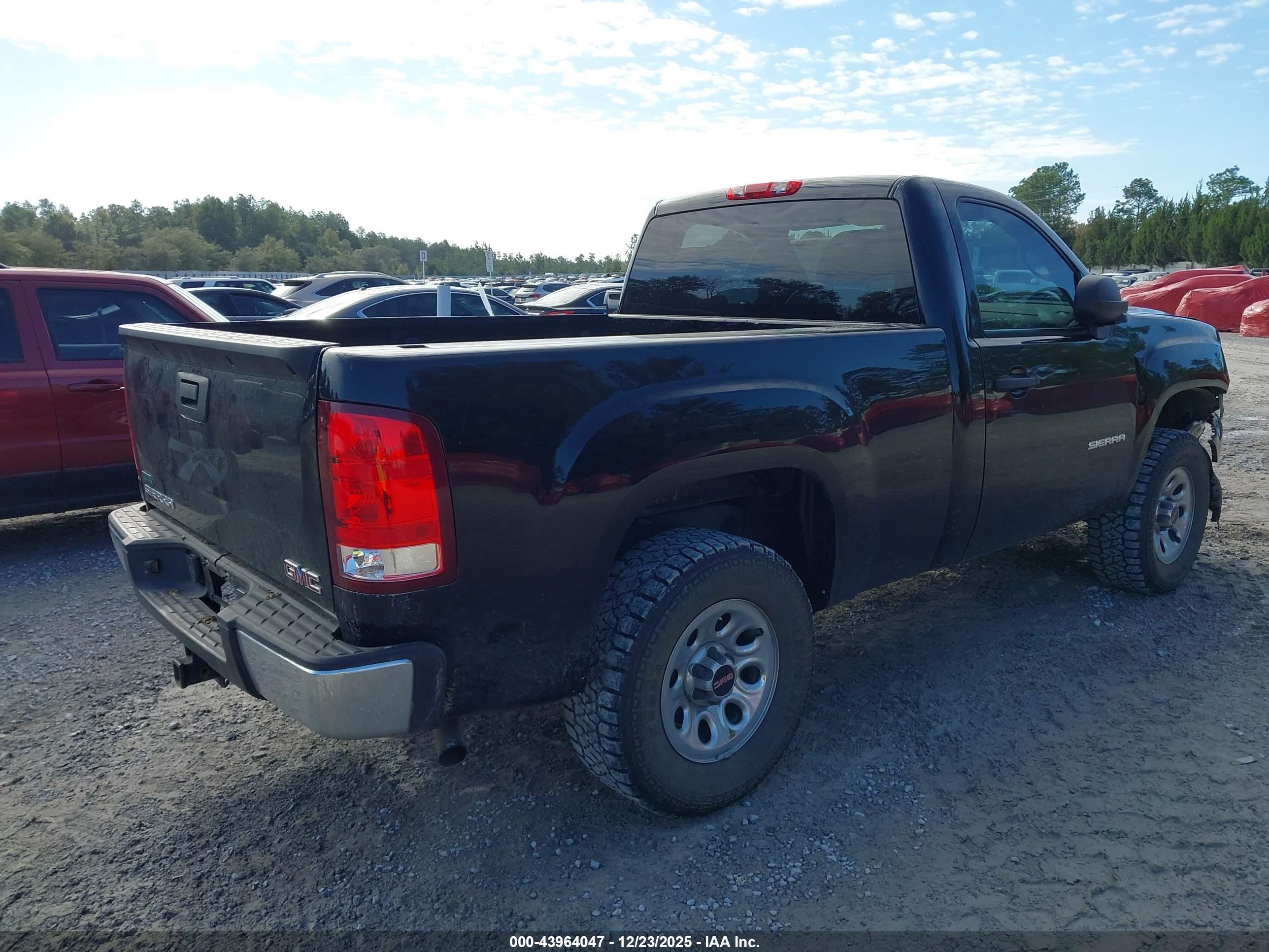 GMC SIERRA image 4