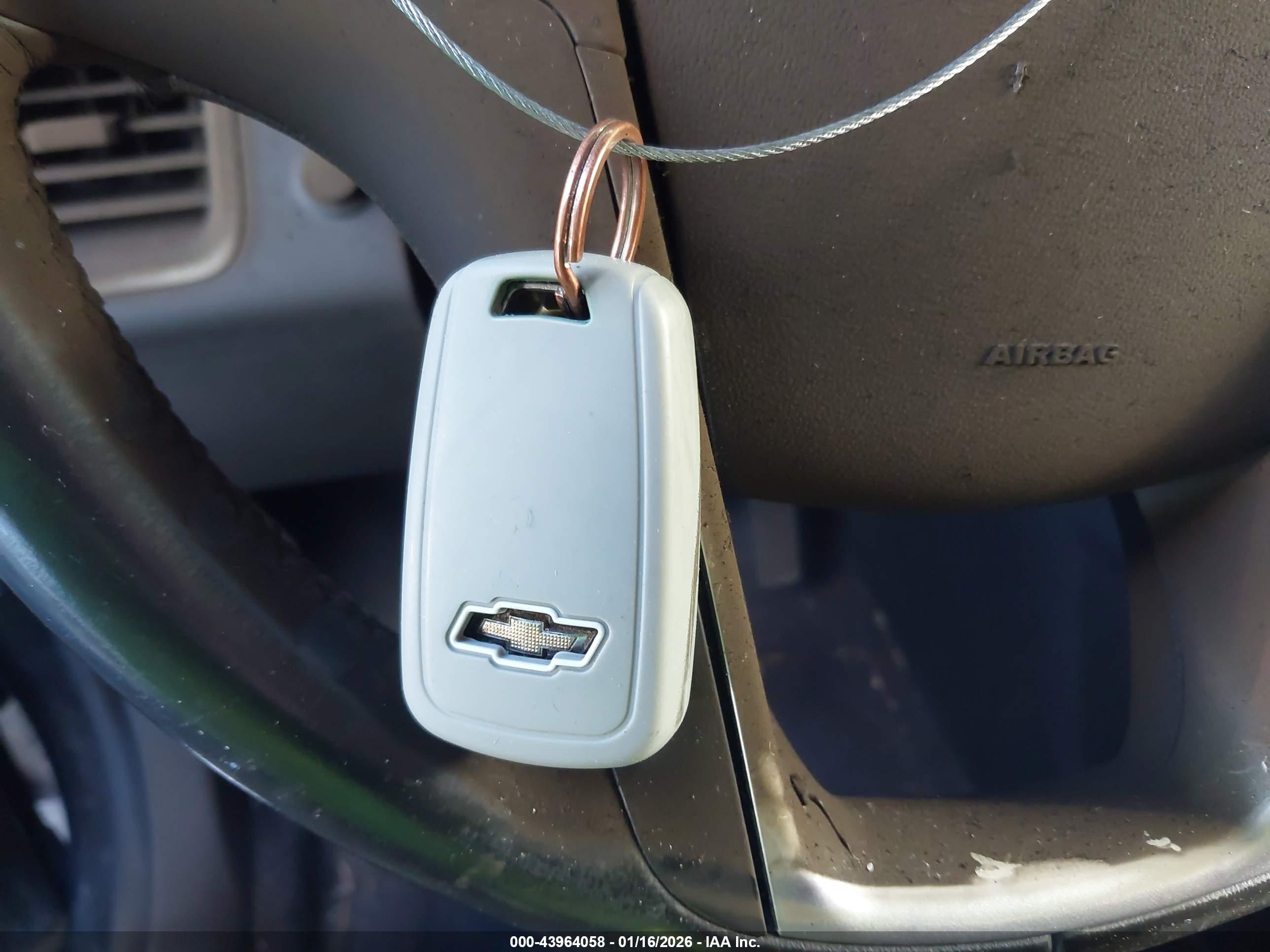 CHEVROLET EQUINOX image 11