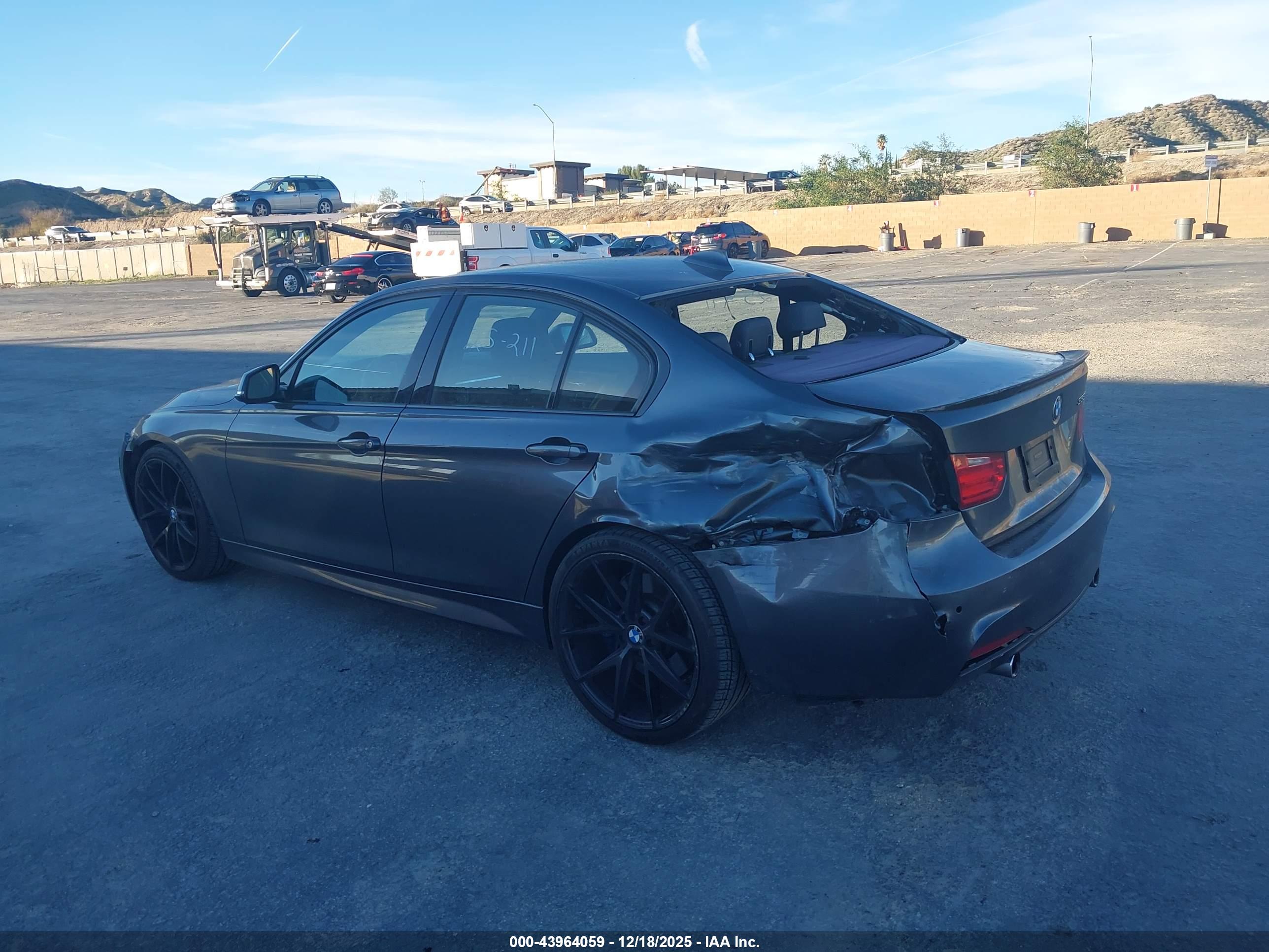 BMW 335I image 3
