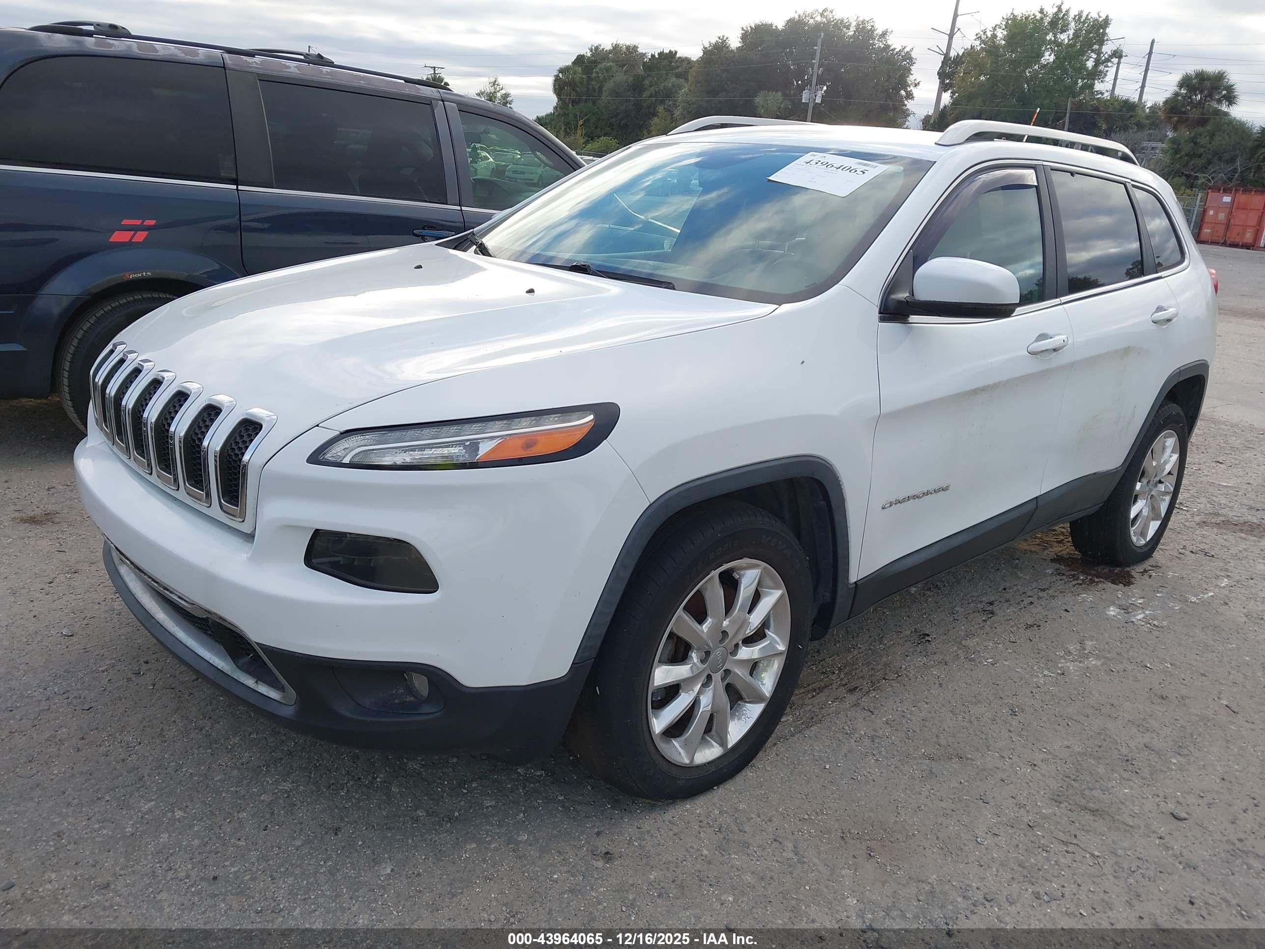 JEEP CHEROKEE image 2